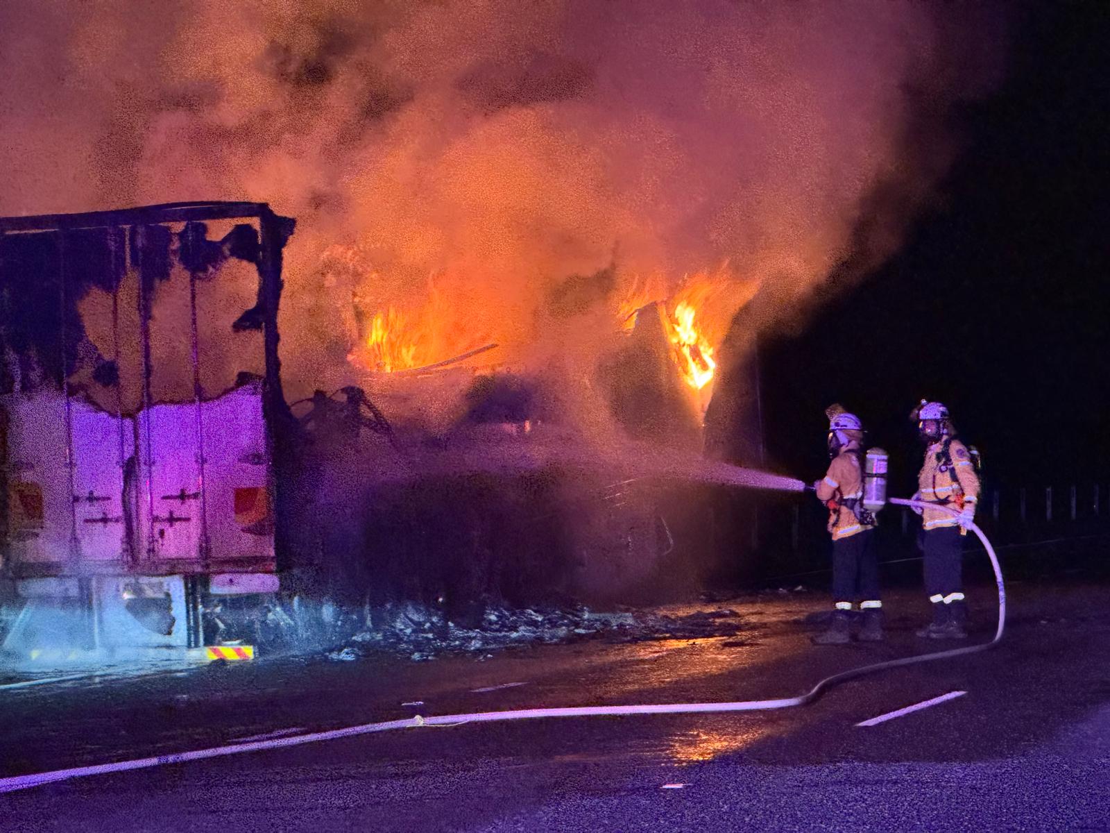 RFS crews are working to contain... - NSW Rural Fire Service | Facebook