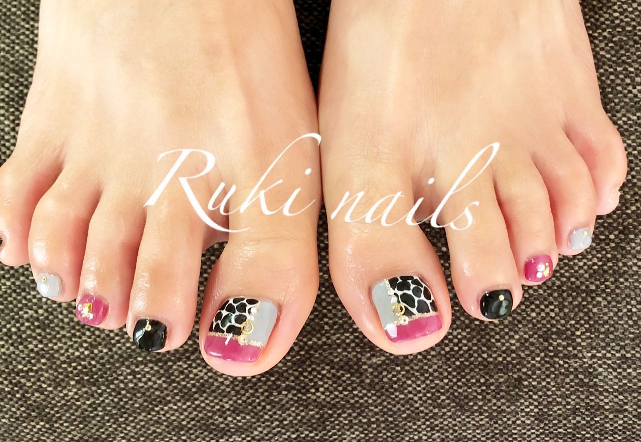 Ruki Nails 秋色フット Nails Nail Naildesign Gel Gelnails Sapporo Hokkaido Nailsalon Sinsapporo 江別 札幌 北海道 北広島 厚別区 新札幌 厚別区ネイルサロン 新札幌ネイルサロン ネイル ネイルサロン ジェル ジェルネイル プライベートサロン ネイル