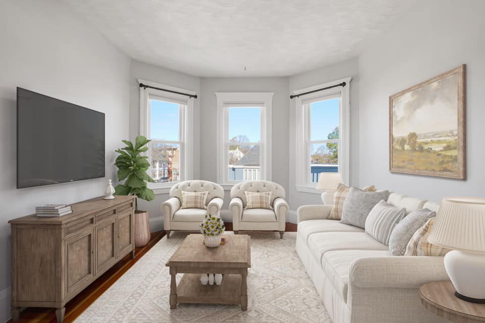Tara O'Riordan, Realtor