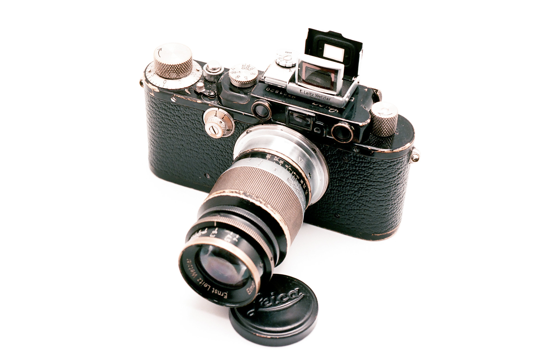 Testing 1925 era emulsion film with rare 1934 Leica Oligo camera