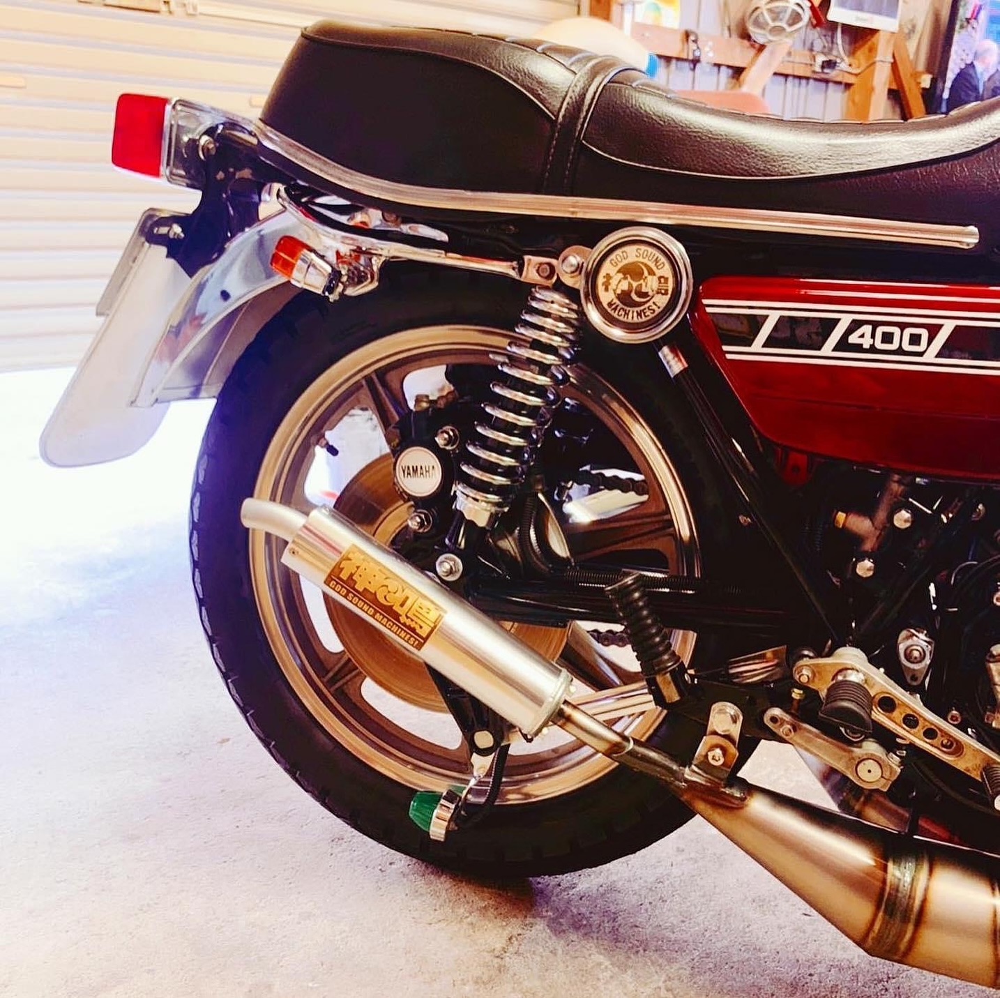 神鳴エンヂニアリング - 初期型 750SS H2 用 ステアリングダンパー 