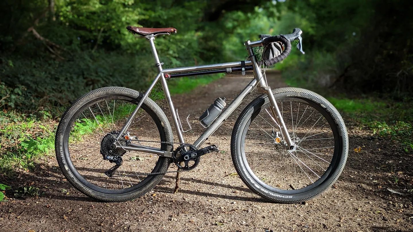 Retro mountain bikes of the 90s