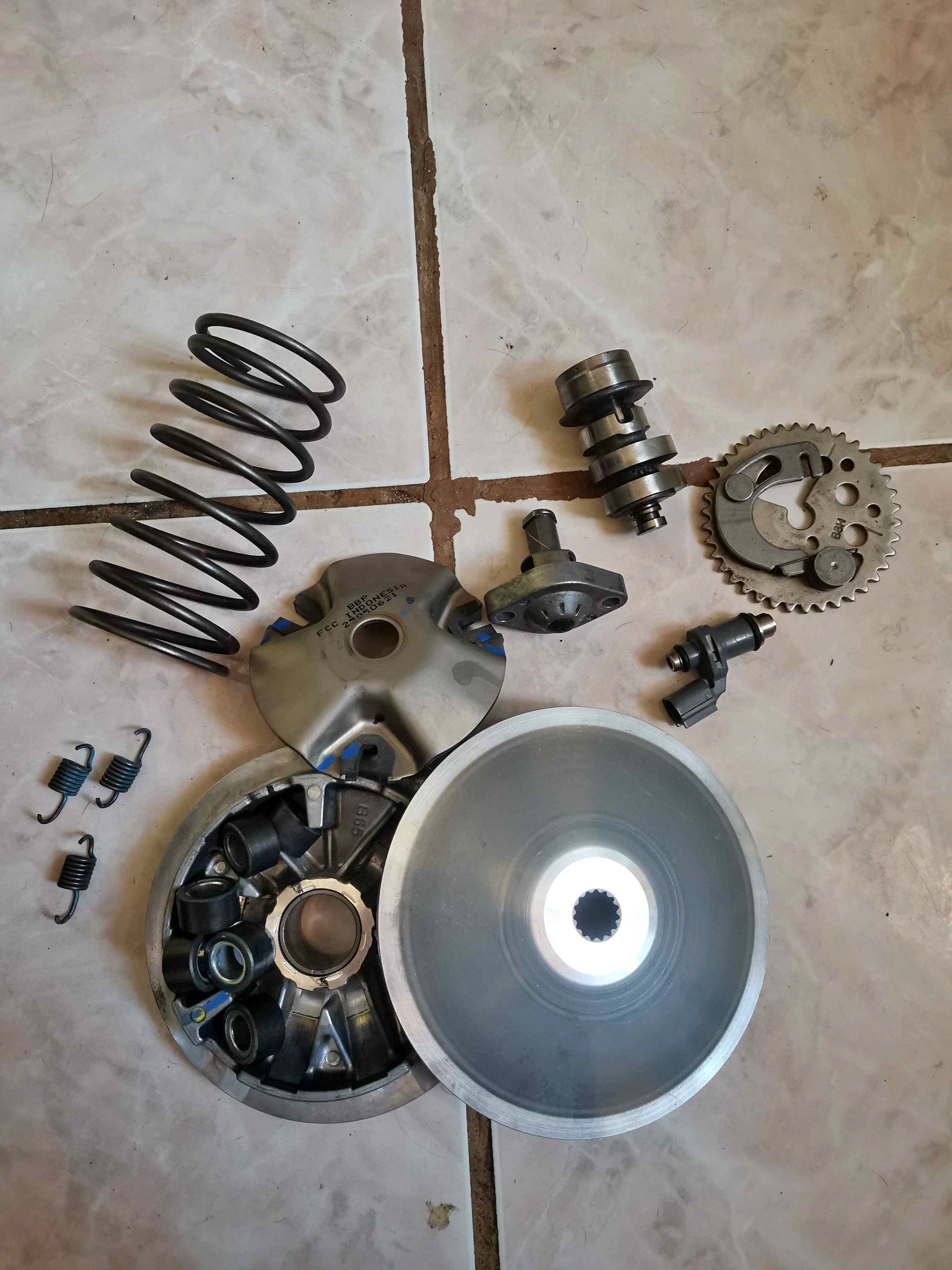 FS sun racing pulley set 800 Jvt center spring 150 Jvt clutch spring ...