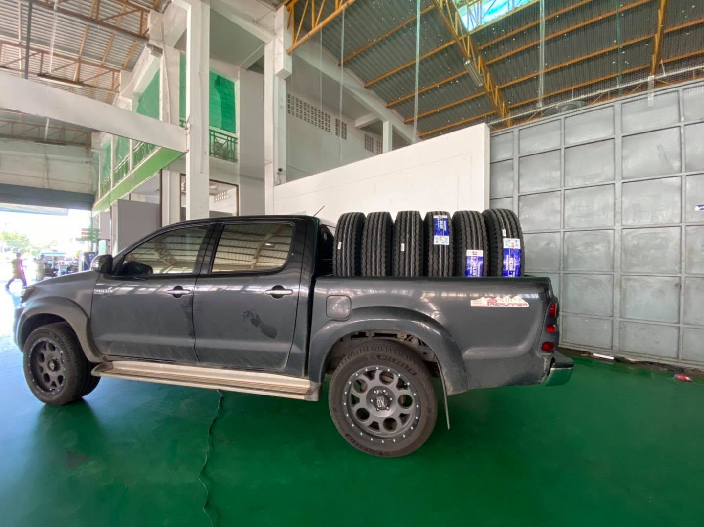 ส่งเช้าเข้า Fleet ยางรุ่นไหน... - บุรีรัมย์แสงเจริญการยาง