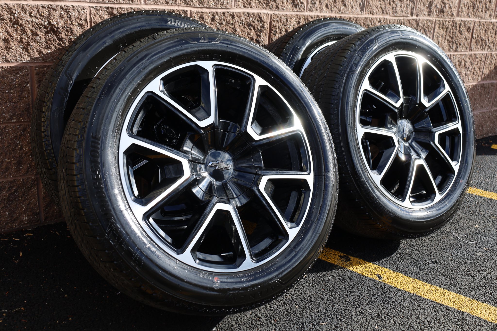 22'' Factory RST Takeoff Wheels/Tires 275/50/22 - Car Wheels, Tires ...