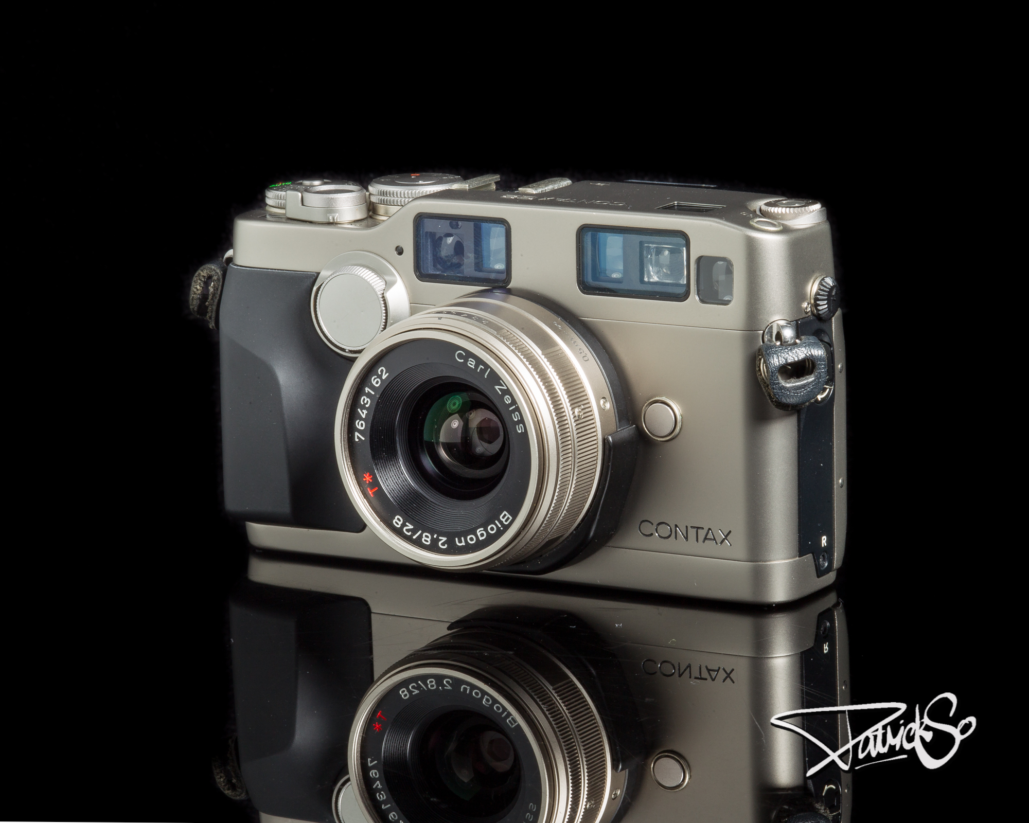 Shooting with Contax G1 and Carl Zeiss Biogon lens in Italy