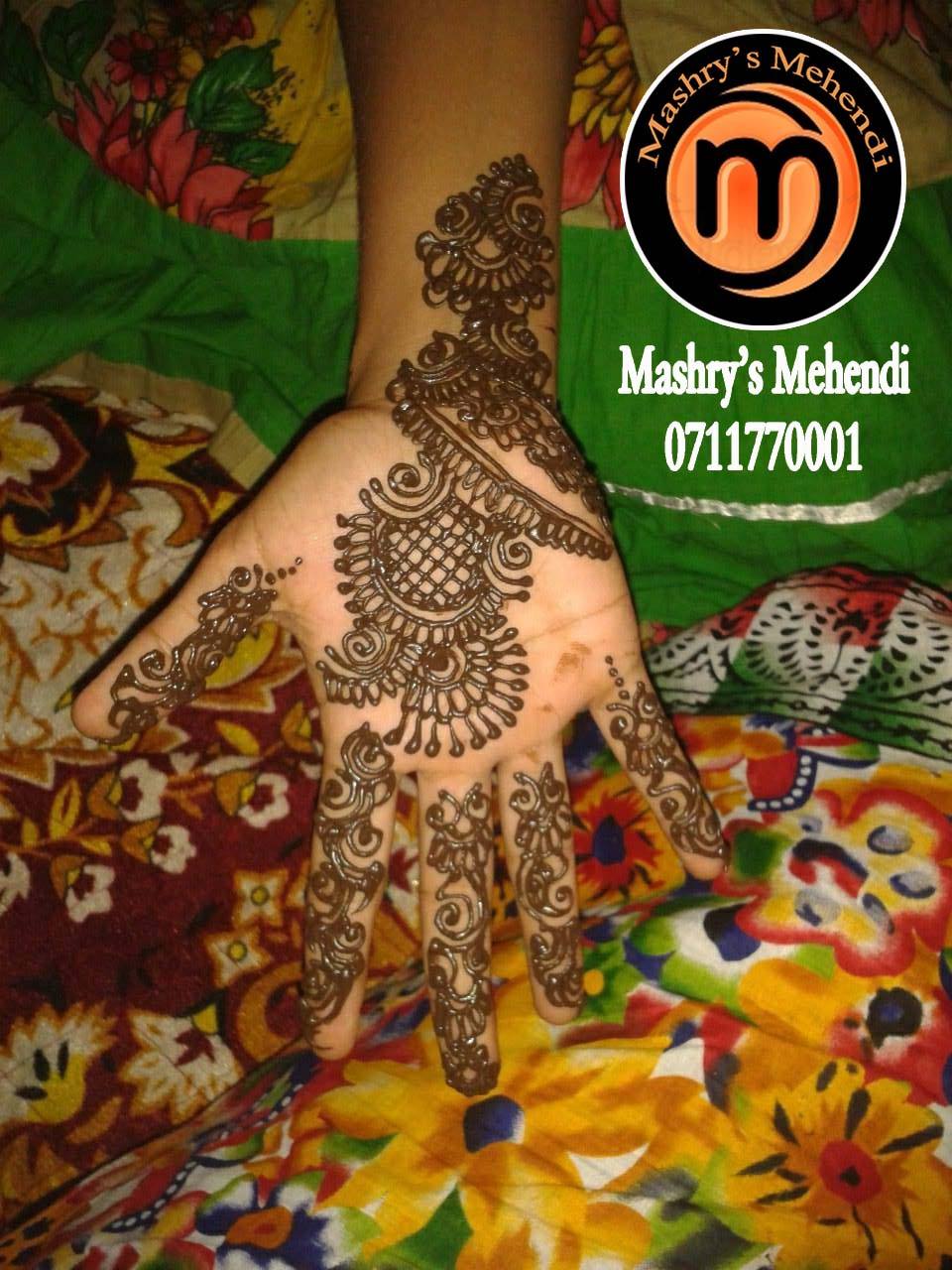 some lady's give thr... - Mashry's Mehendi - Trincomalee