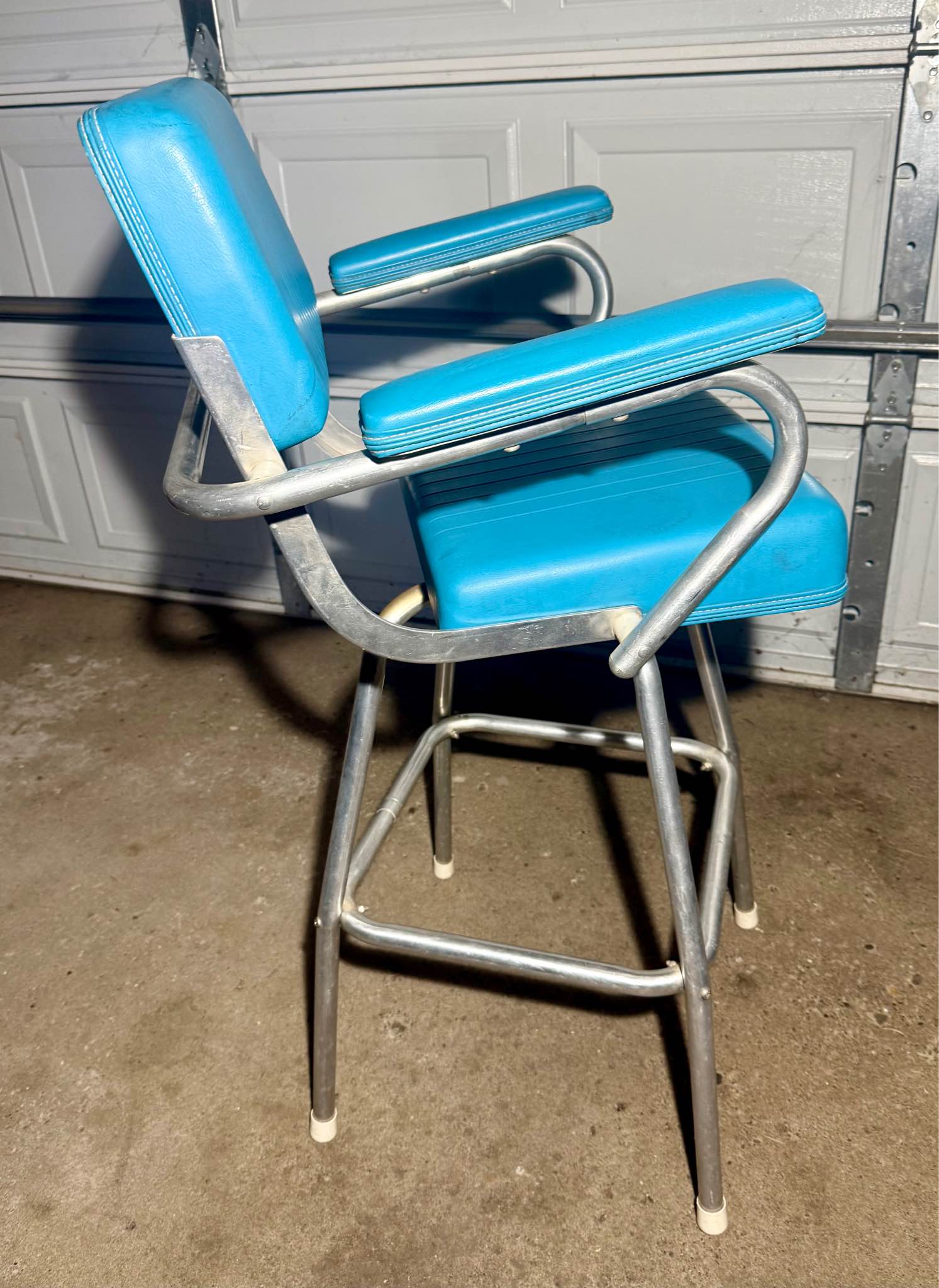 Vintage Aluminum Boat/Dock Stool Chair - Chairs - Roseville, Minnesota ...