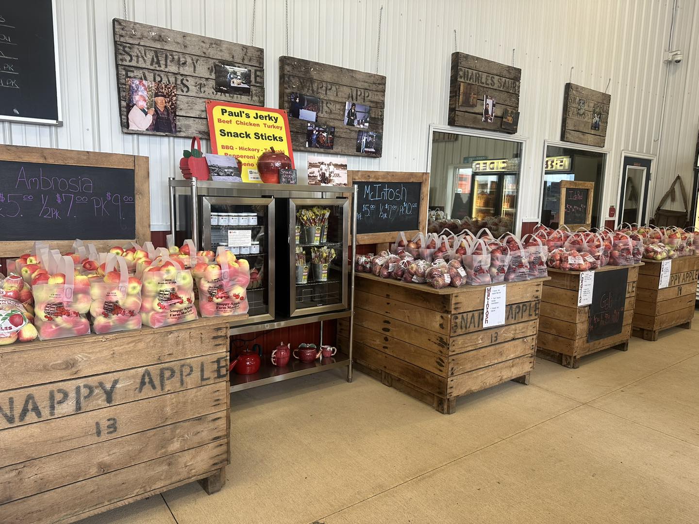 Snappy Apple Farm Market | Casnovia MI