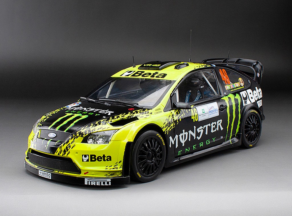 Item No : 3981 Scale : 1:18 Ford Focus RS WRC08 - #46 V.Rossi/C
