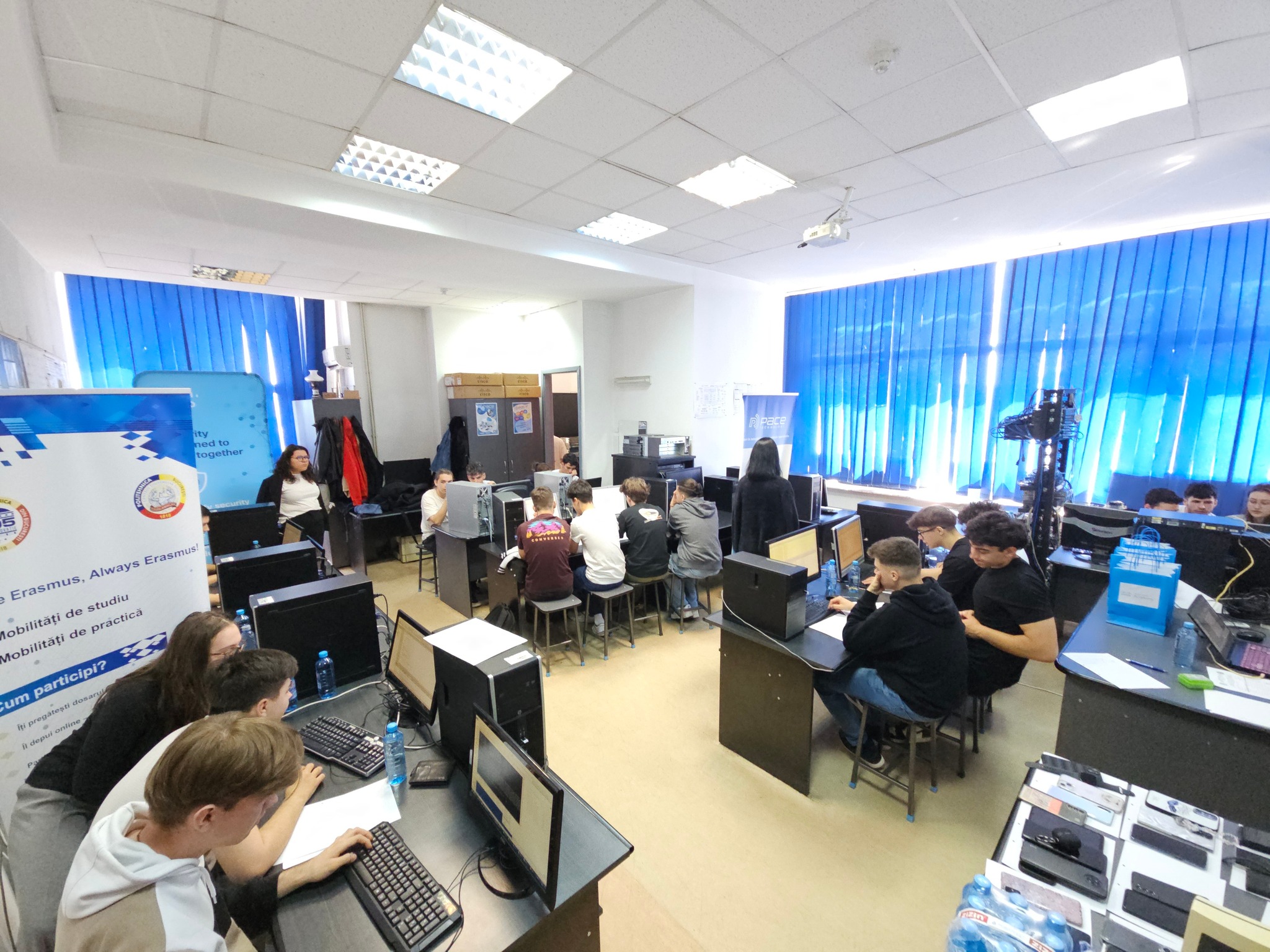 facultatea-de-electronica-comunicatii-si-calculatoare-fecc-pitesti