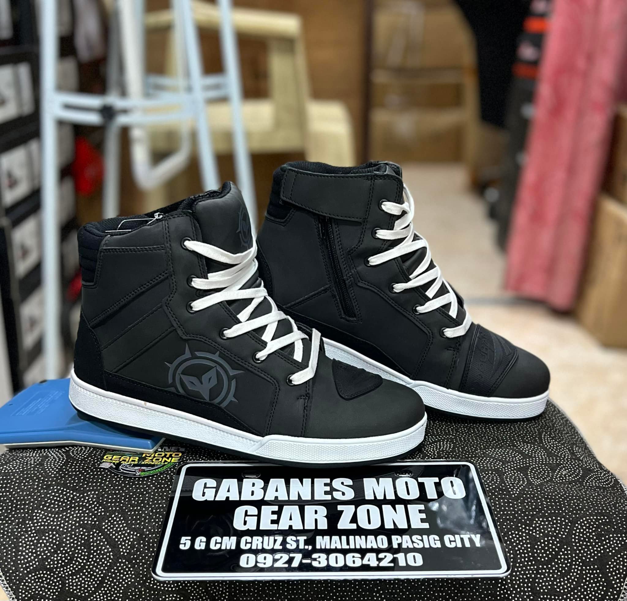 NOW AVAILABLE❗️❗️❗️ DUHAN RIDING SNEAKER Price 2,700 Pesos 