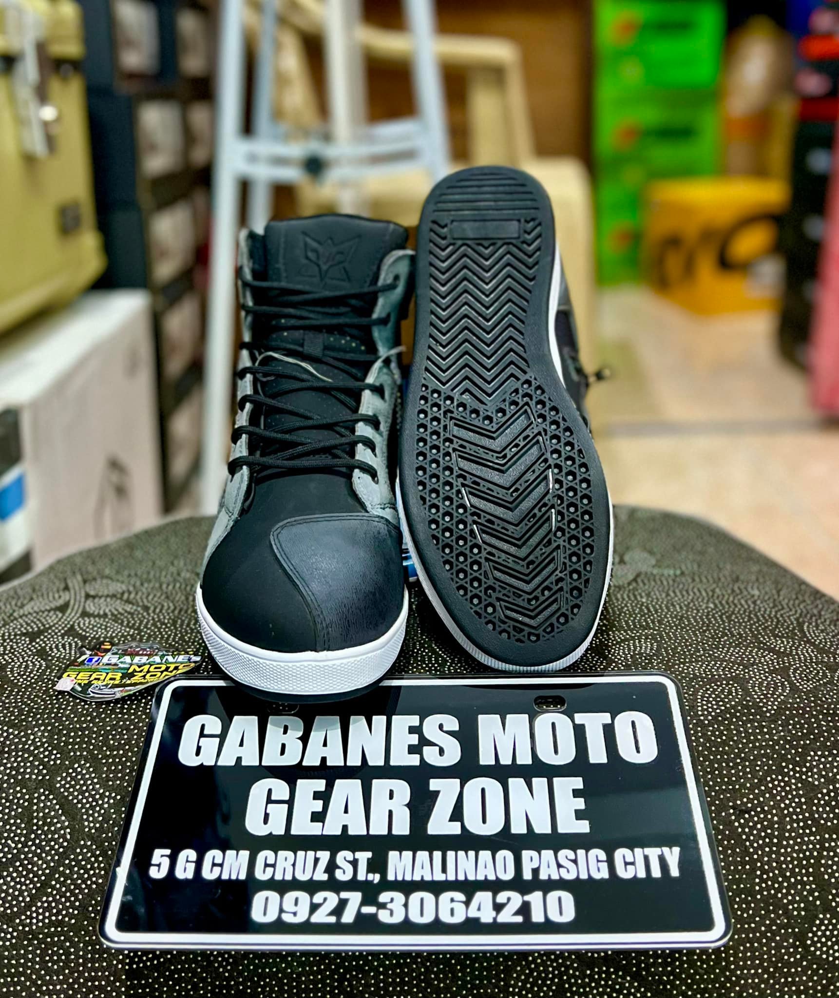 NOW AVAILABLE❗️❗️❗️ DUHAN RIDING SNEAKER Price 2,700 Pesos 