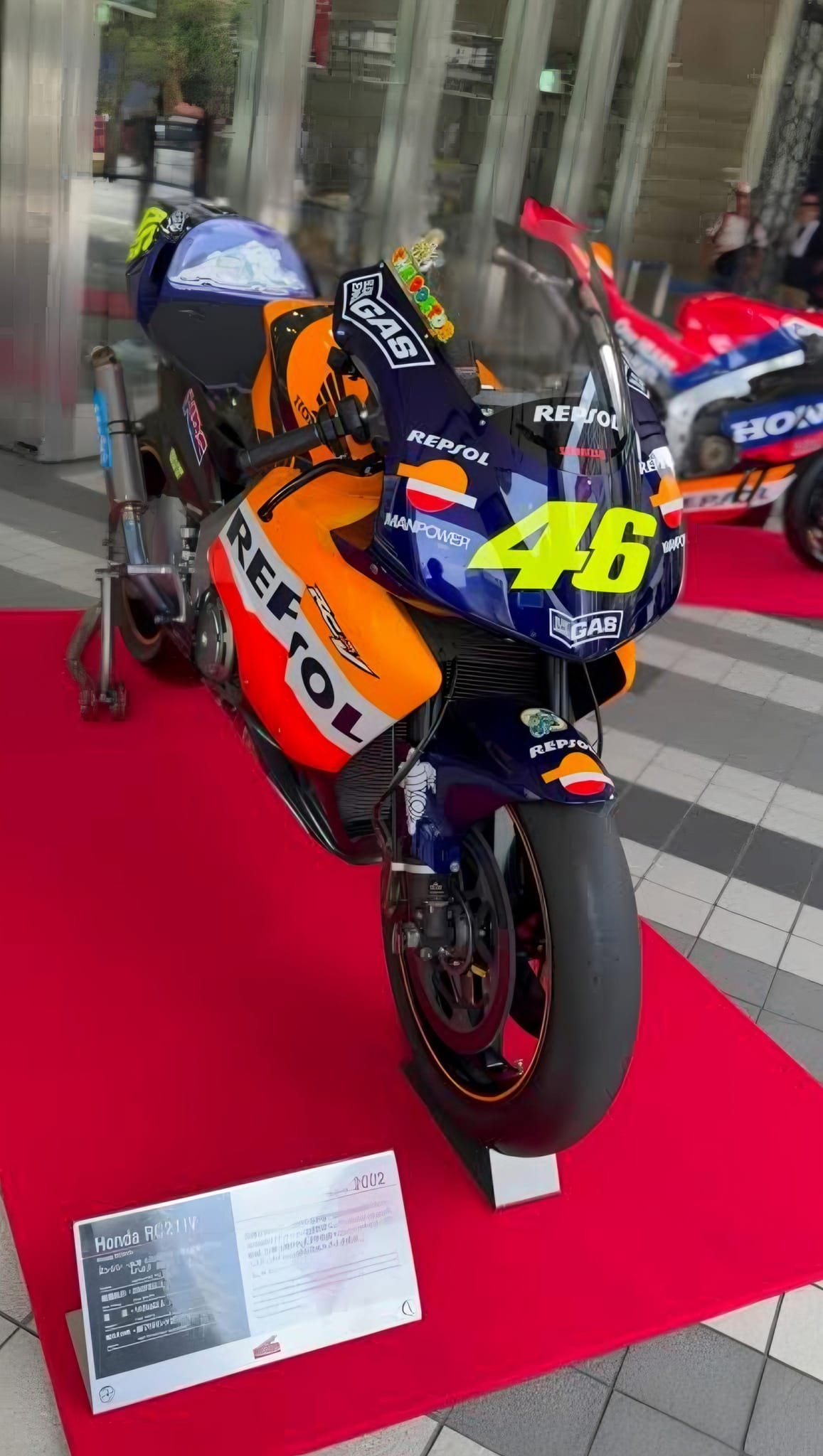 Valentino's 2002 Honda RC211V On this bike he won 11 GP, 4 second