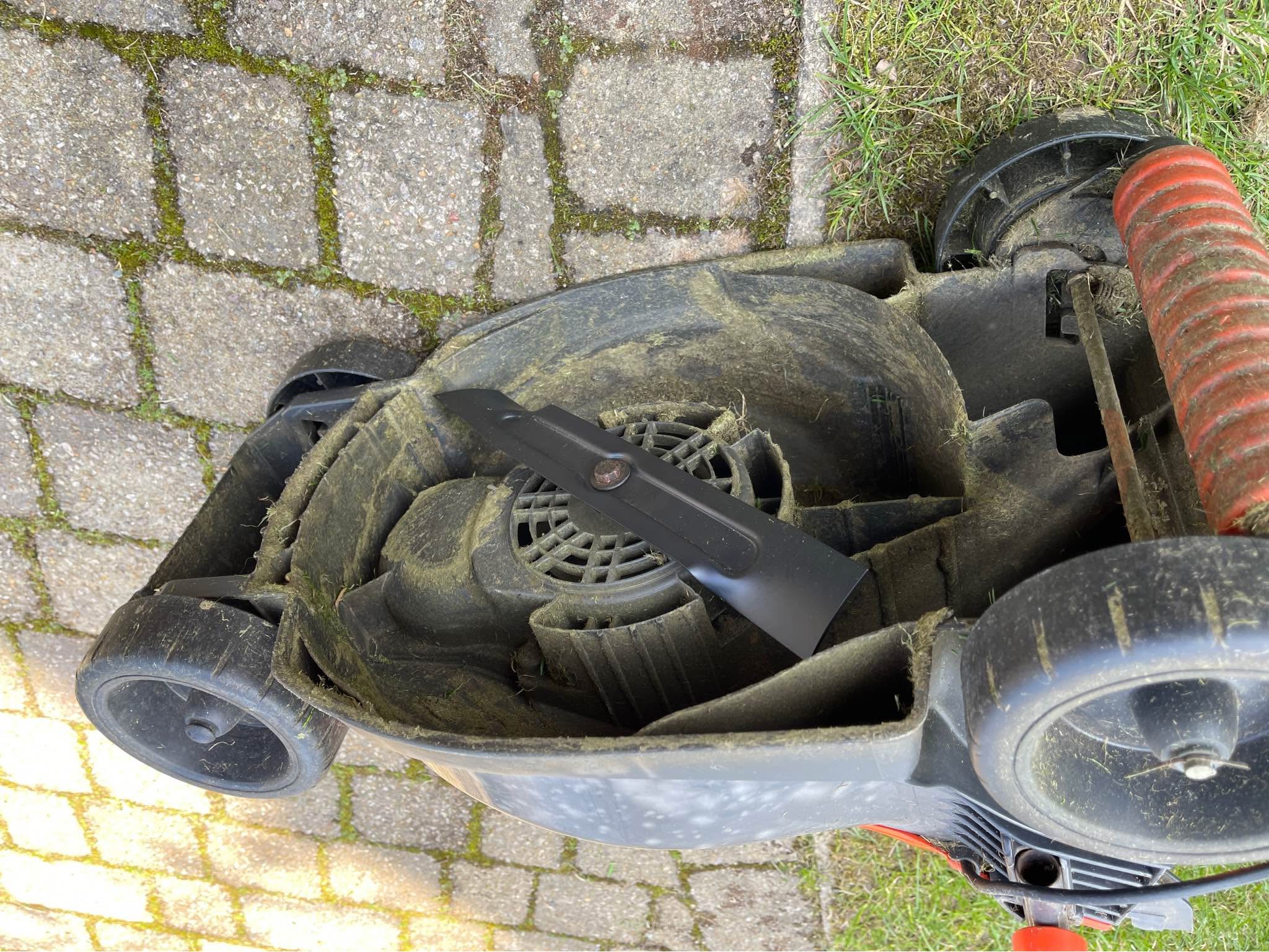 Flymo lawnmower with new blade - Lawn Mowers - Bodmin | Facebook ...