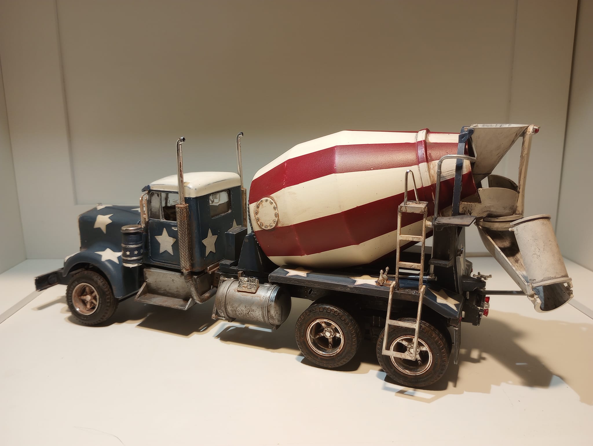 Kenworth/Challenge Transit Mixer Build