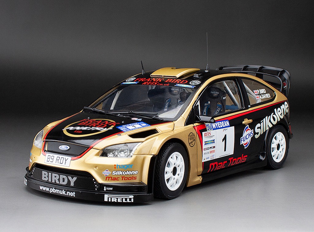 Item No : 3982 Scale : 1:18 Ford Focus RS WRC08 - #1 P.Bird/A