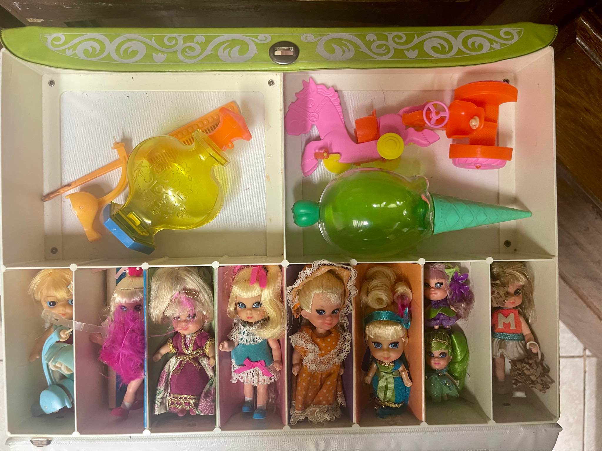 Mattel Vintage RARE 1968 Little Kiddles Collectors Case With dolls and ...