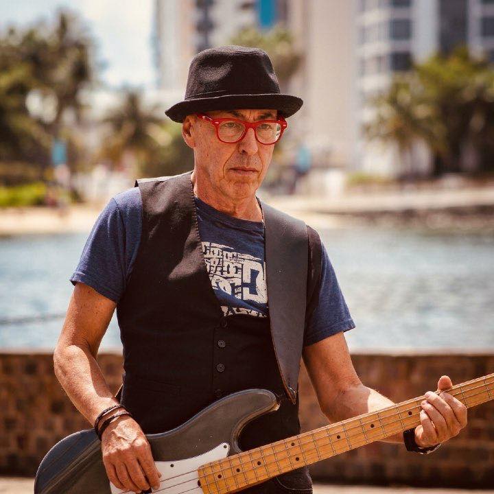 Bandas famosas de rock 🤘🎸que viste y... - Geral Pinkymusic | Facebook