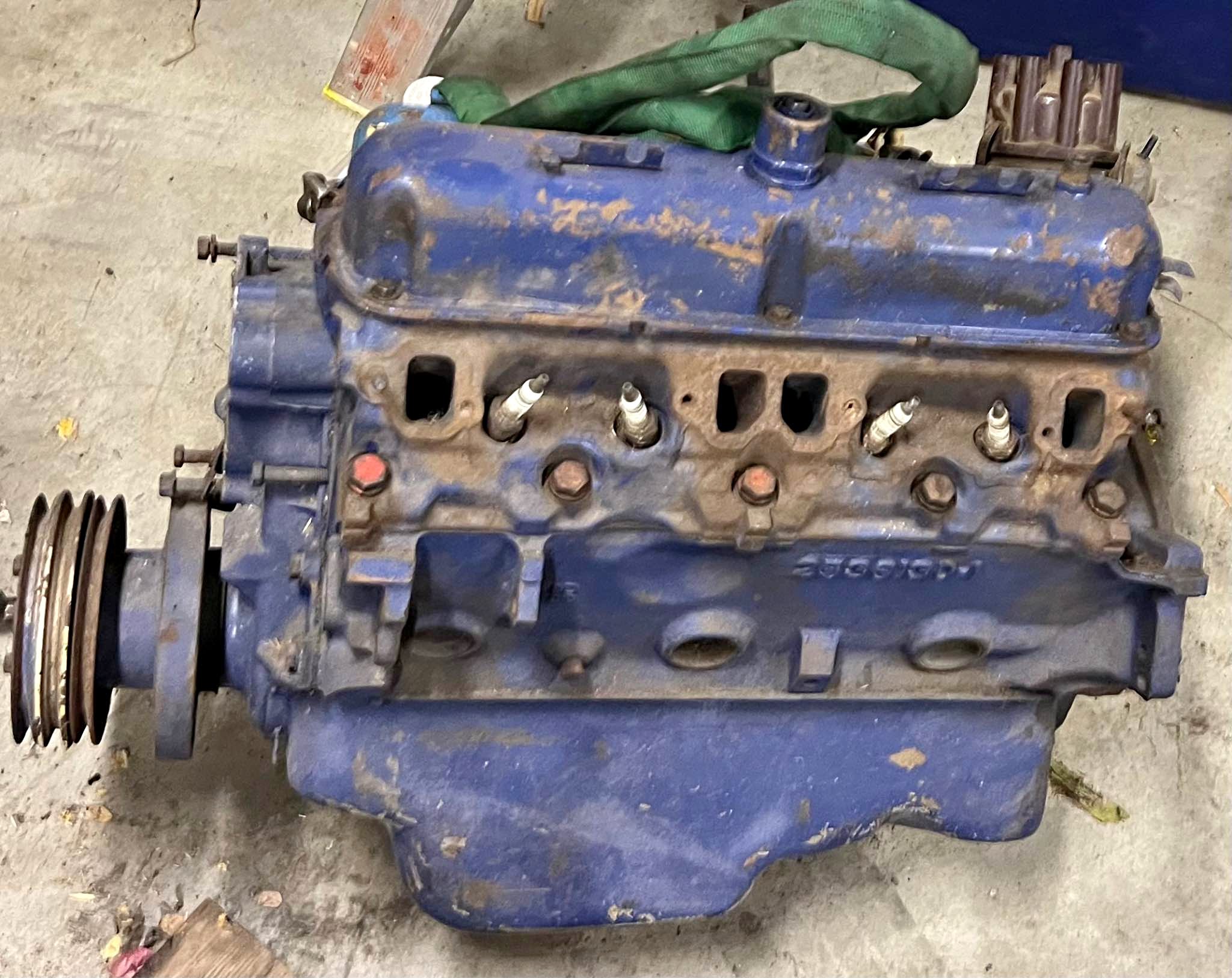 AP6 Chrysler (Mopar) 273 cubic inch V8 engine - Car Engines & Engine ...