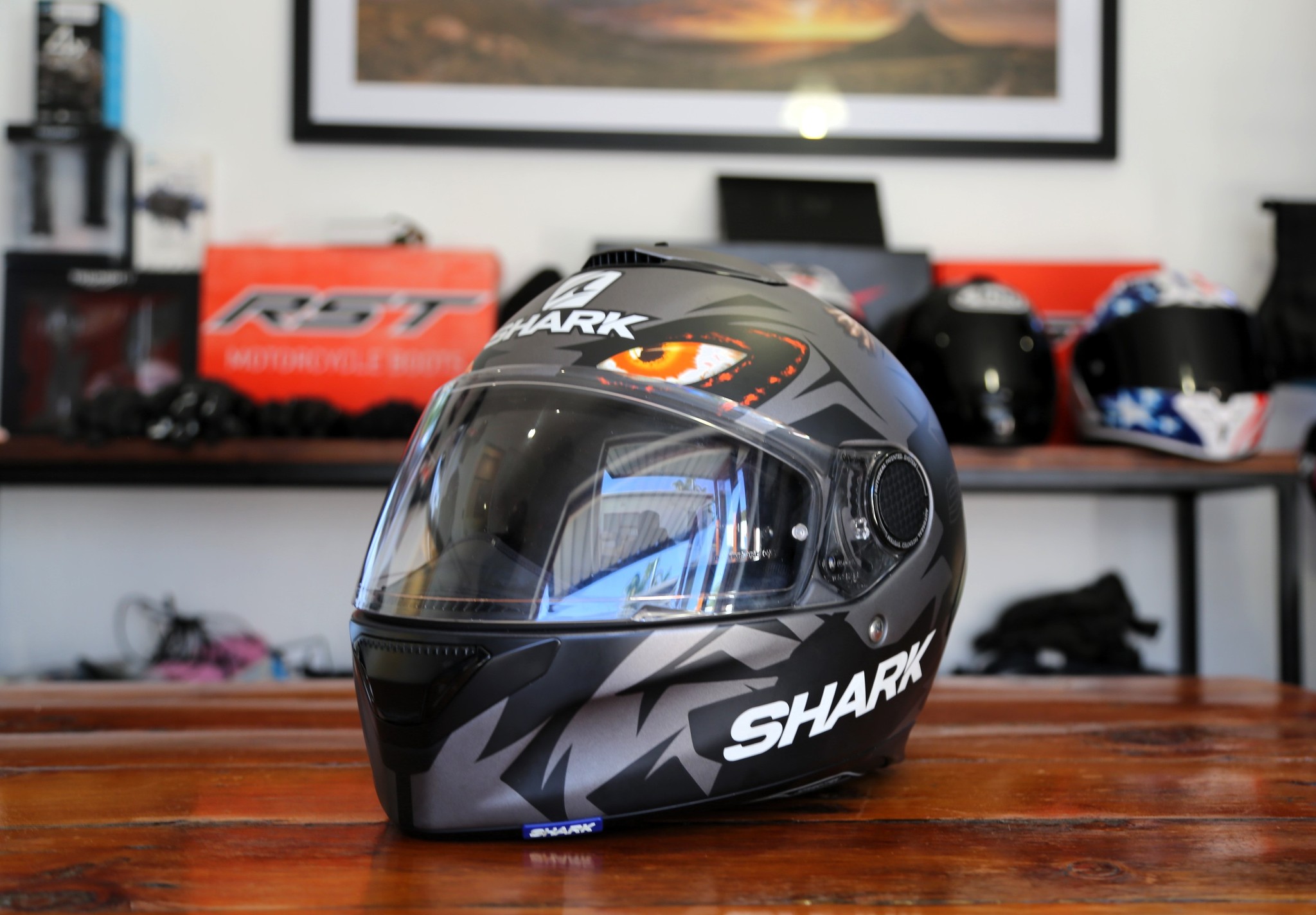 1990 motorcycle helmet Bob Earl's 1990-92 D. J. racing Colors:Americana Classic a_pfscollection_description:URBAN Motorcycle Helmet Visor Shield
