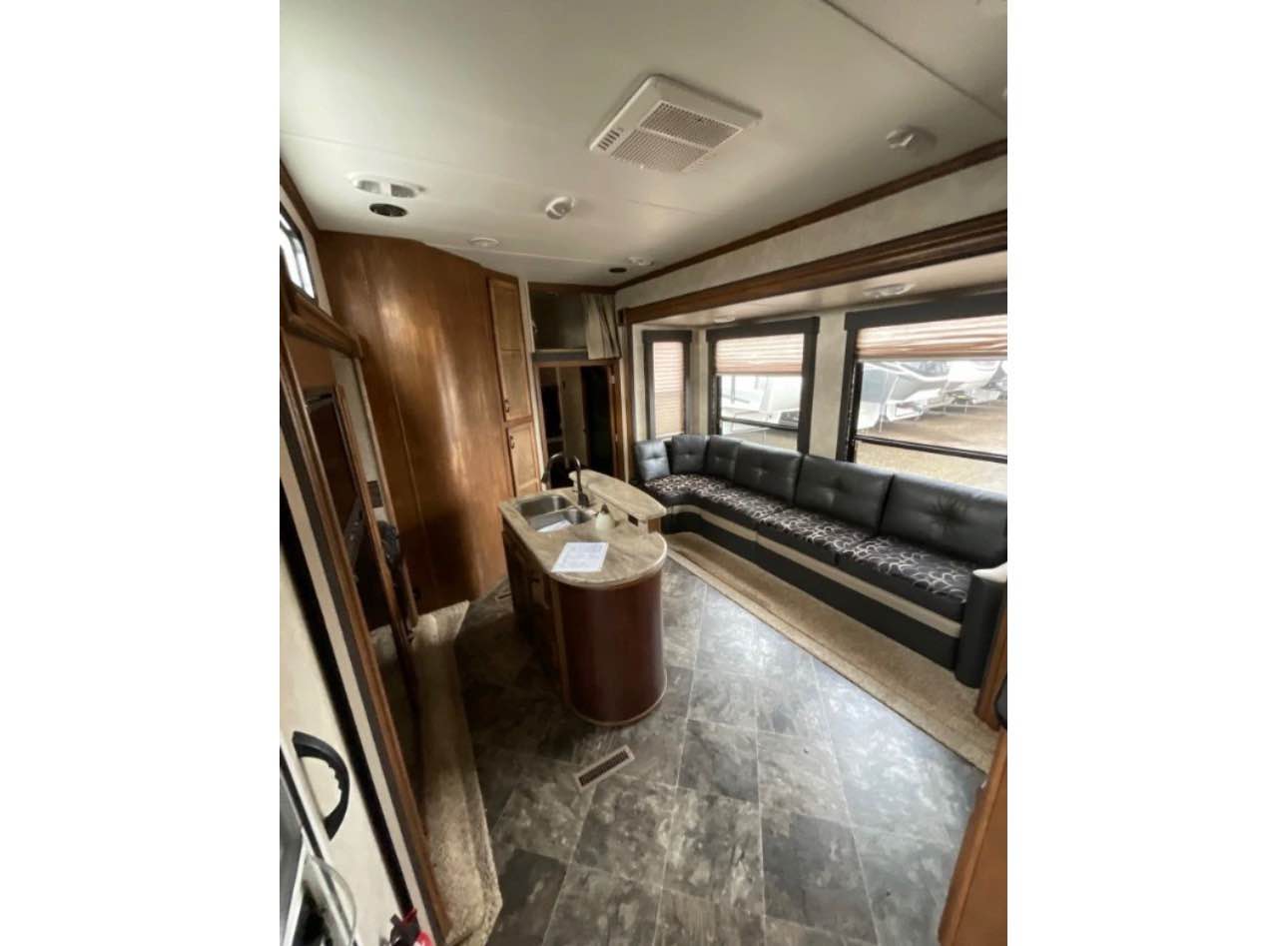 2014 Keystone Raptor 377SE TOY HAULER - RVs & Campers - Elkhorn ...