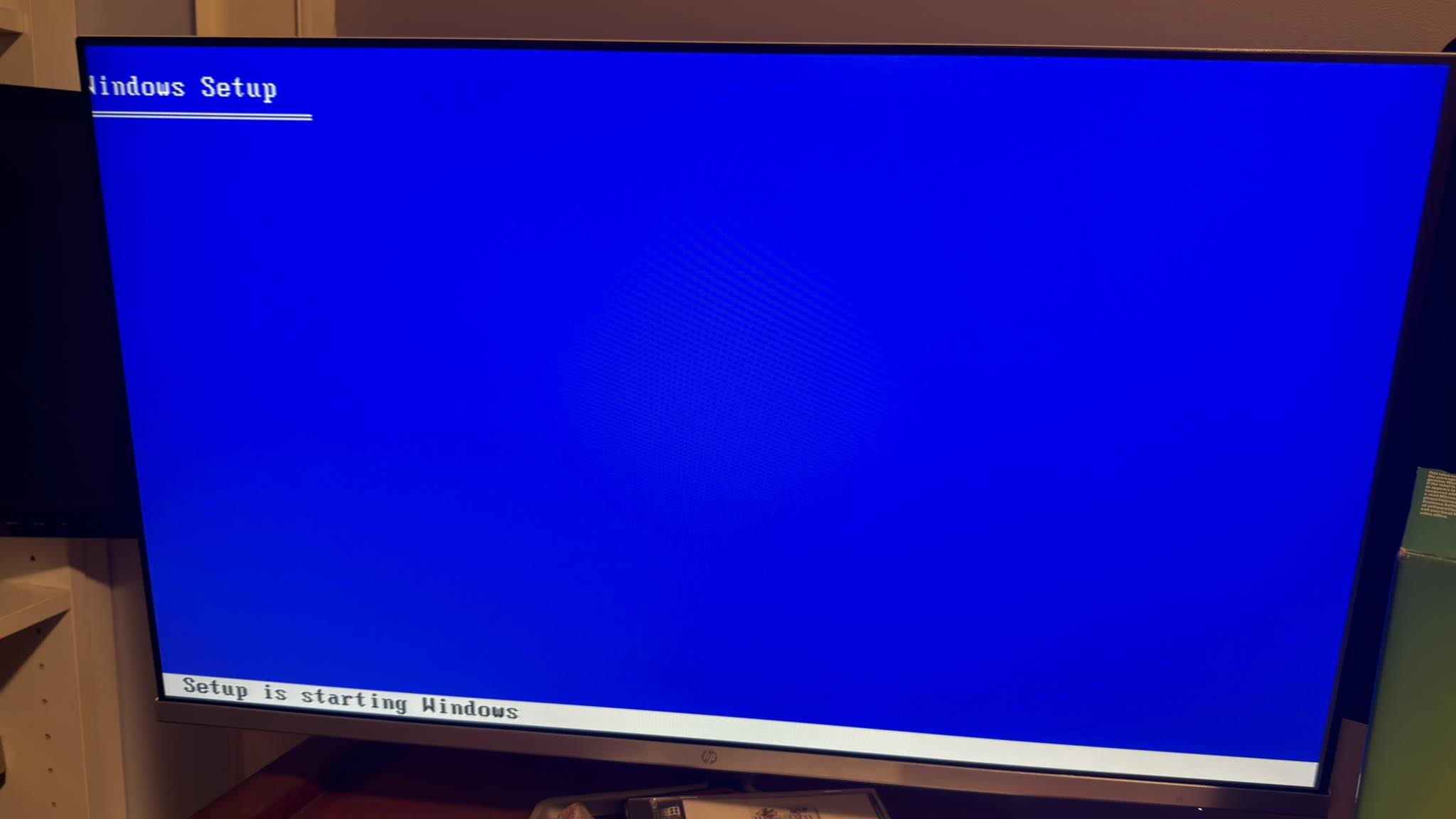 Hey everyone, I'm trying to install windows XP via CD in an old pc