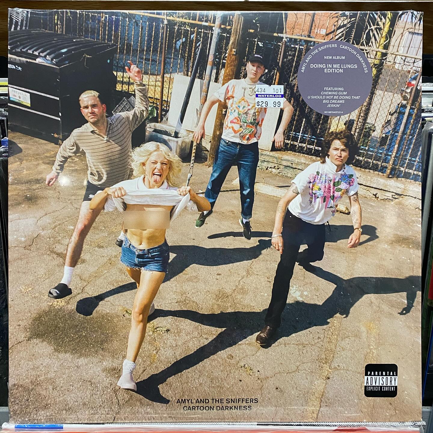 Amyl And The Sniffers CARTOON DARKNESS out now on “doing me lungs 