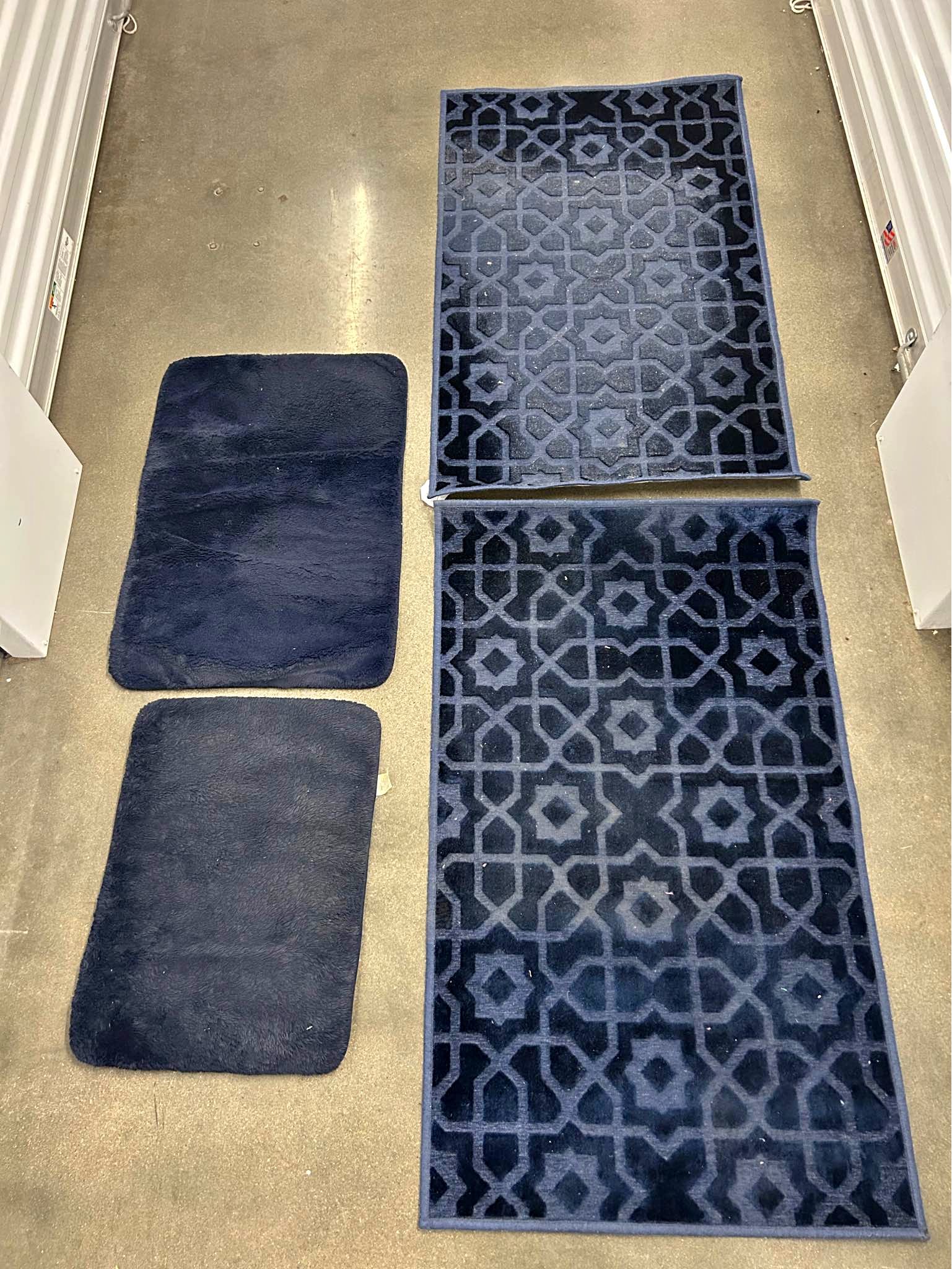 4 Dark Blue Mats Set - 2 Fluffy, 2 Patterned - Bath Mats & Rugs ...