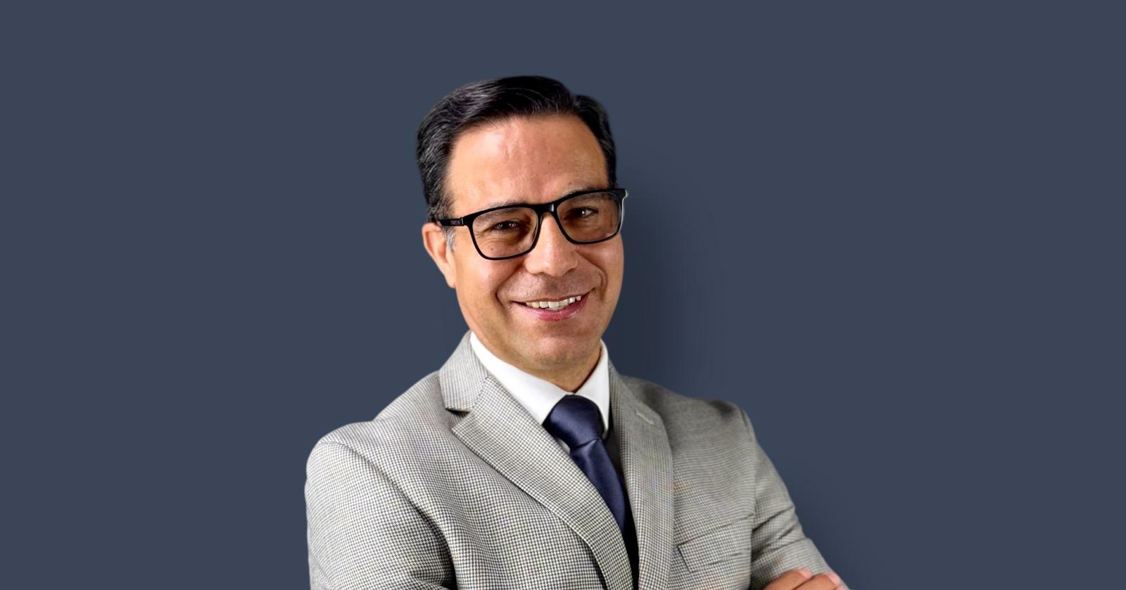 Dr Ángel Ríos - Cirujano Plástico Militar | Tijuana Centro