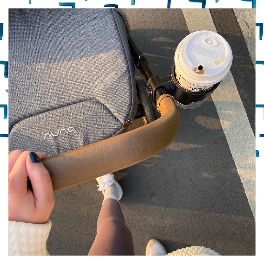純正カップホルダーでお出かけを快適に♪ ◾️nuna TRIV cup holder