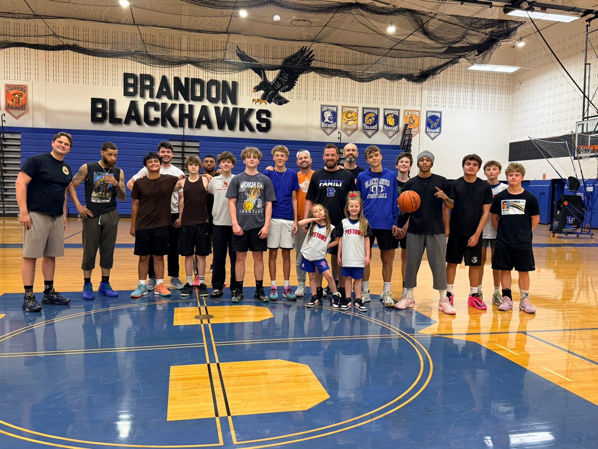 Brandon Blackhawks Boys Basketball