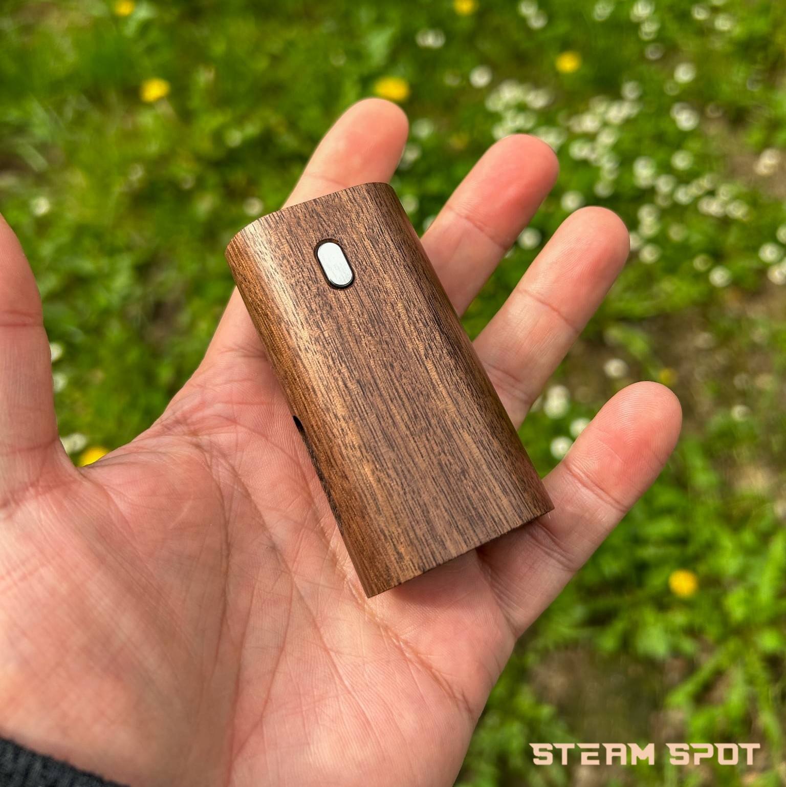 MADE Mod Spain ?? NOMAD Toi Glad to present the high-end 