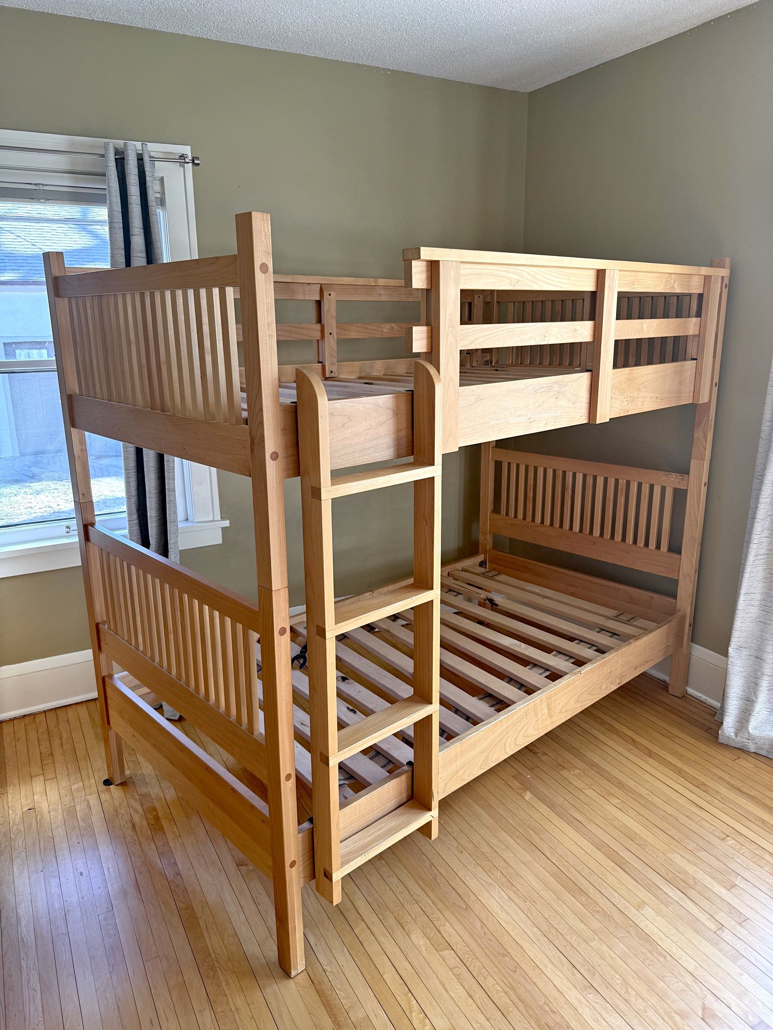 Room and Board Bunkbed - Beds & Bed Frames - Minneapolis, Minnesota