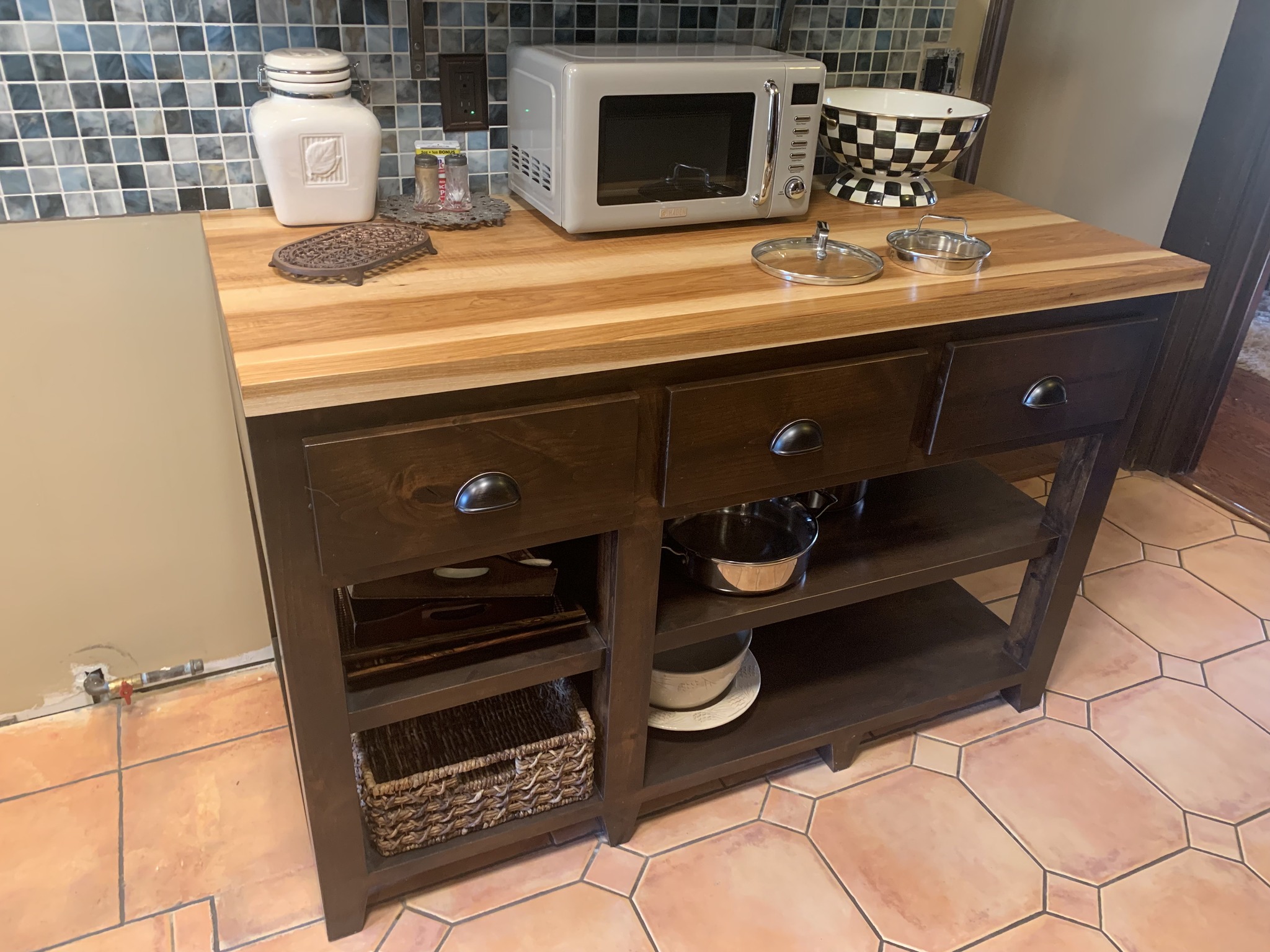 RLR Custom Interiors, Inc.
