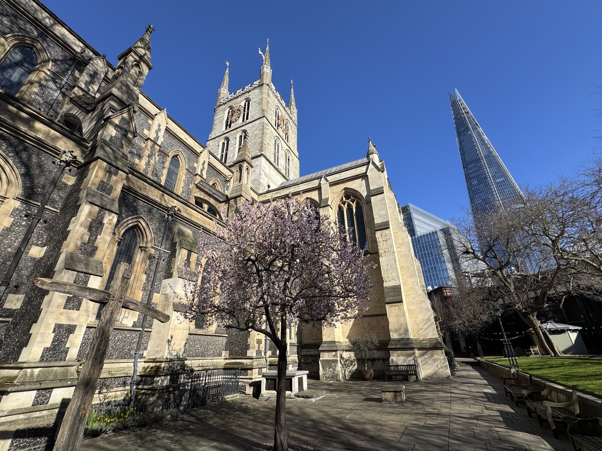 Londonas - Sveicieni no Toronto! Koris piedalās XVI Latviešu Dziesmu ...