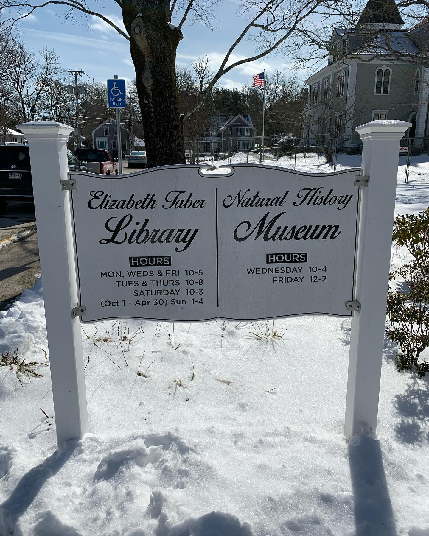 📚 Elizabeth Taber Library 📚... - Air & Space Force Dartmouth | Facebook