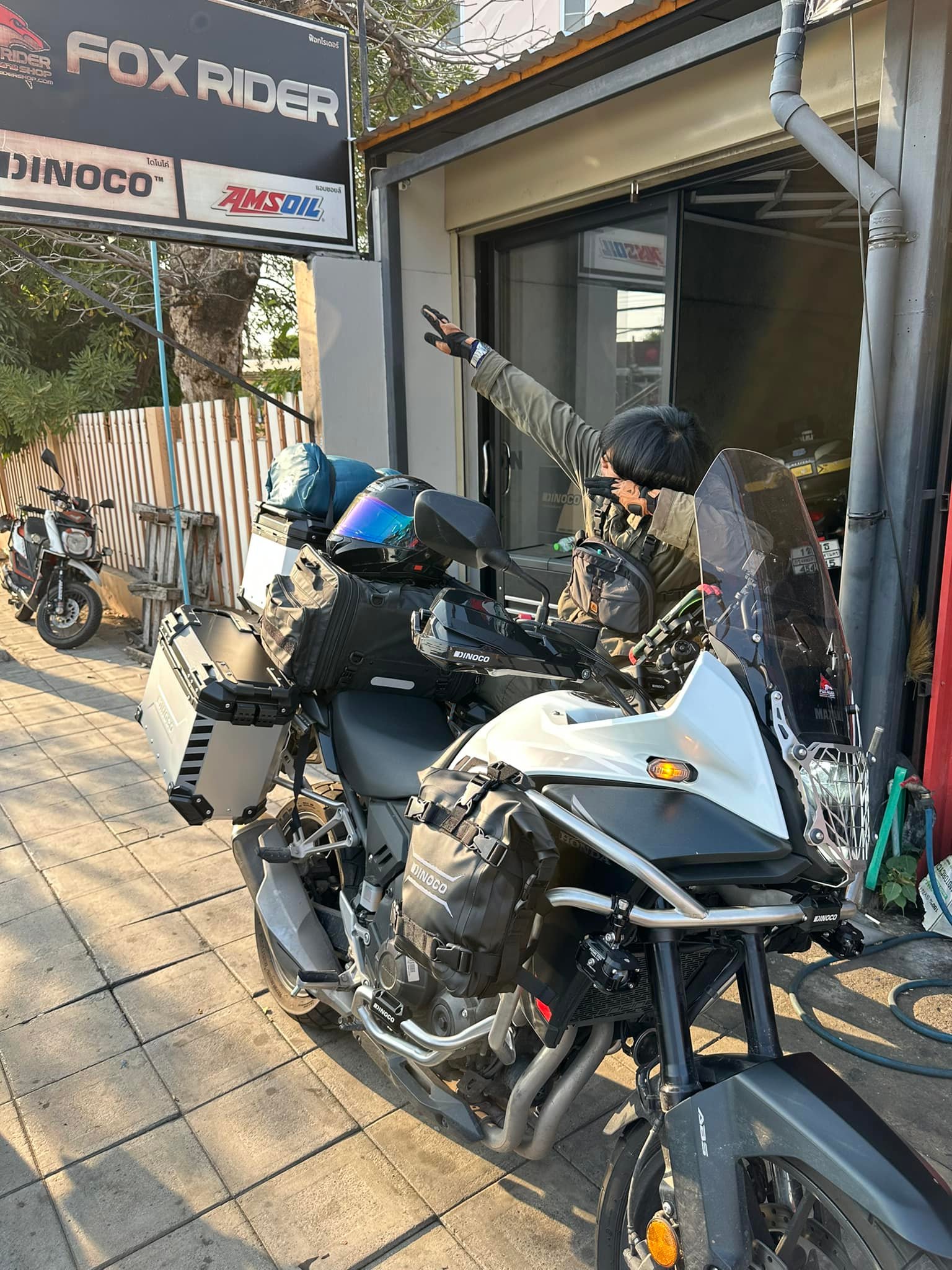 Fox Rider Shop - ไกลสุดวันนี้ชุมพร ใกล้สุดปากซอยยยย 😘... | Facebook