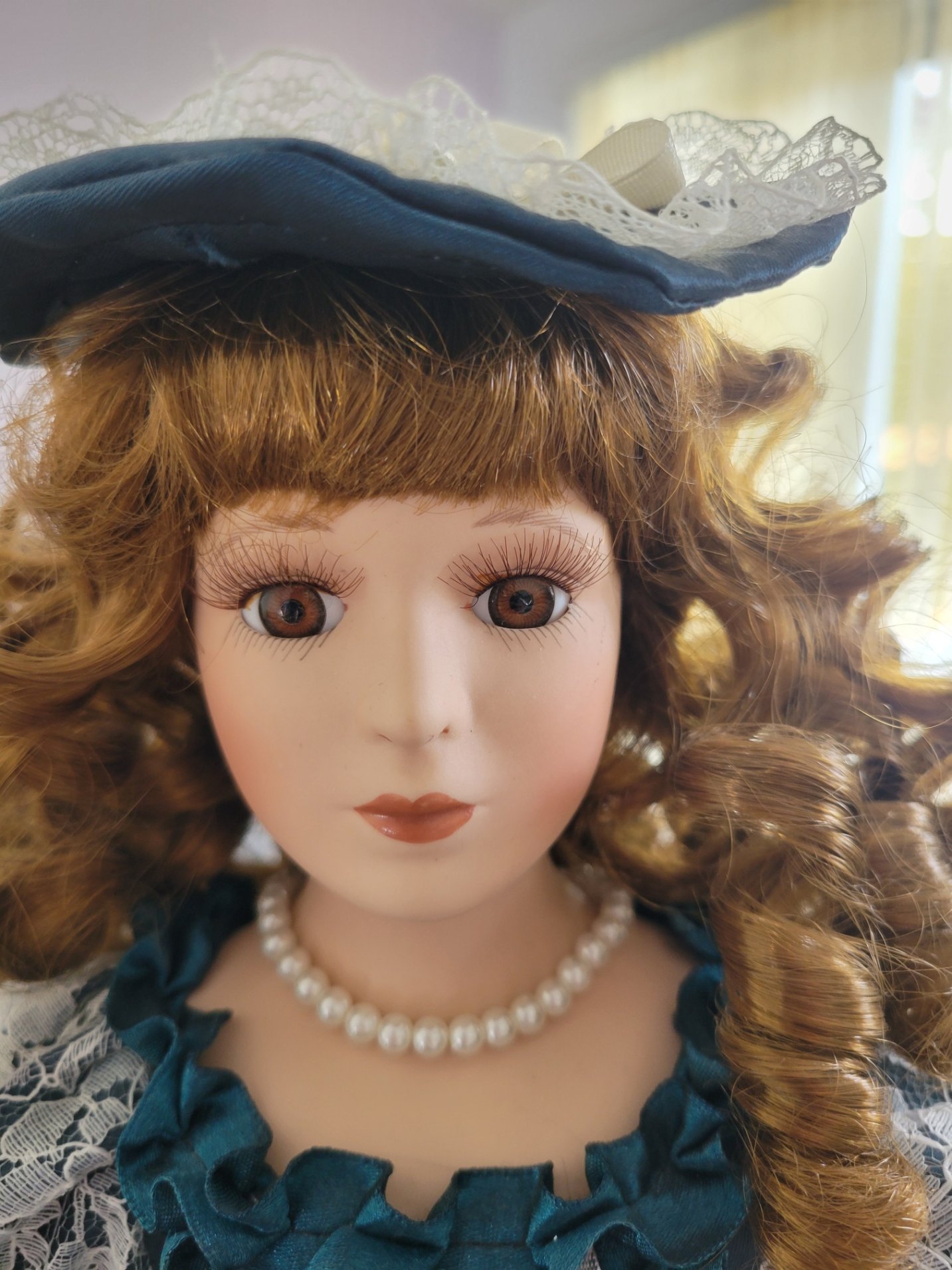 Poupée de collection en porcelaine – style victorien - Dolls ...