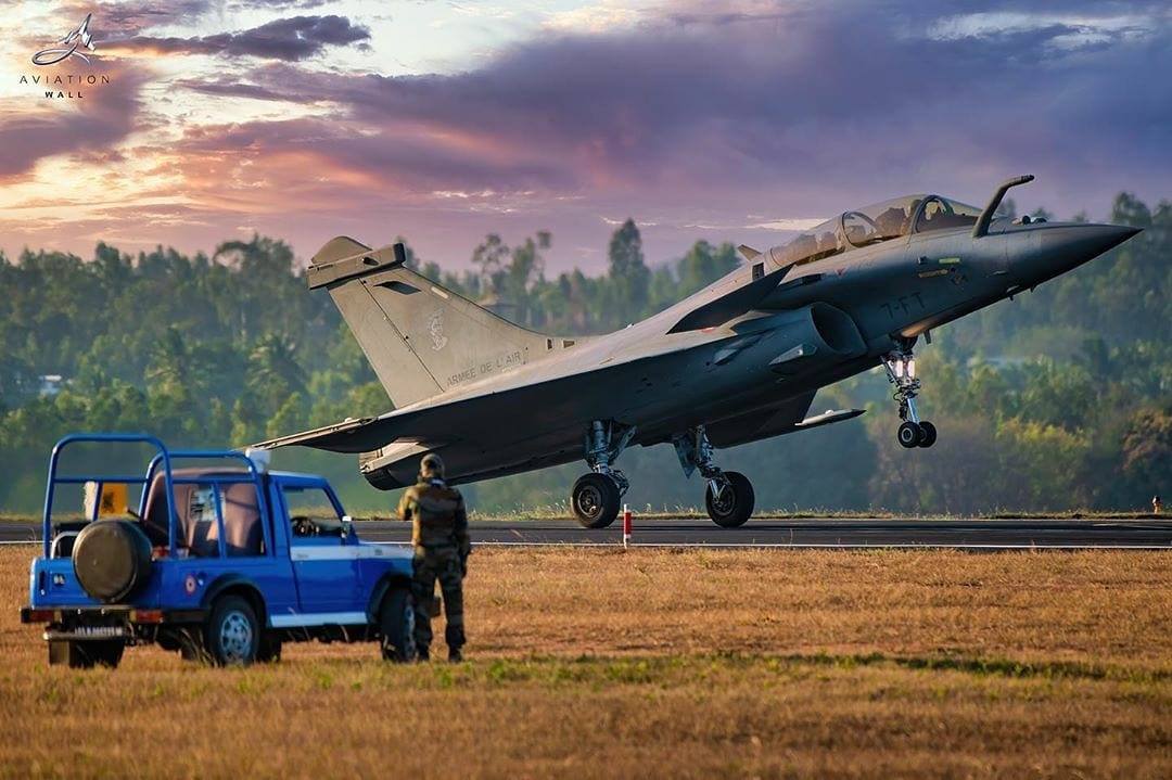 DefenceXP - Dassault Rafale This twin-engine fighter... | Facebook