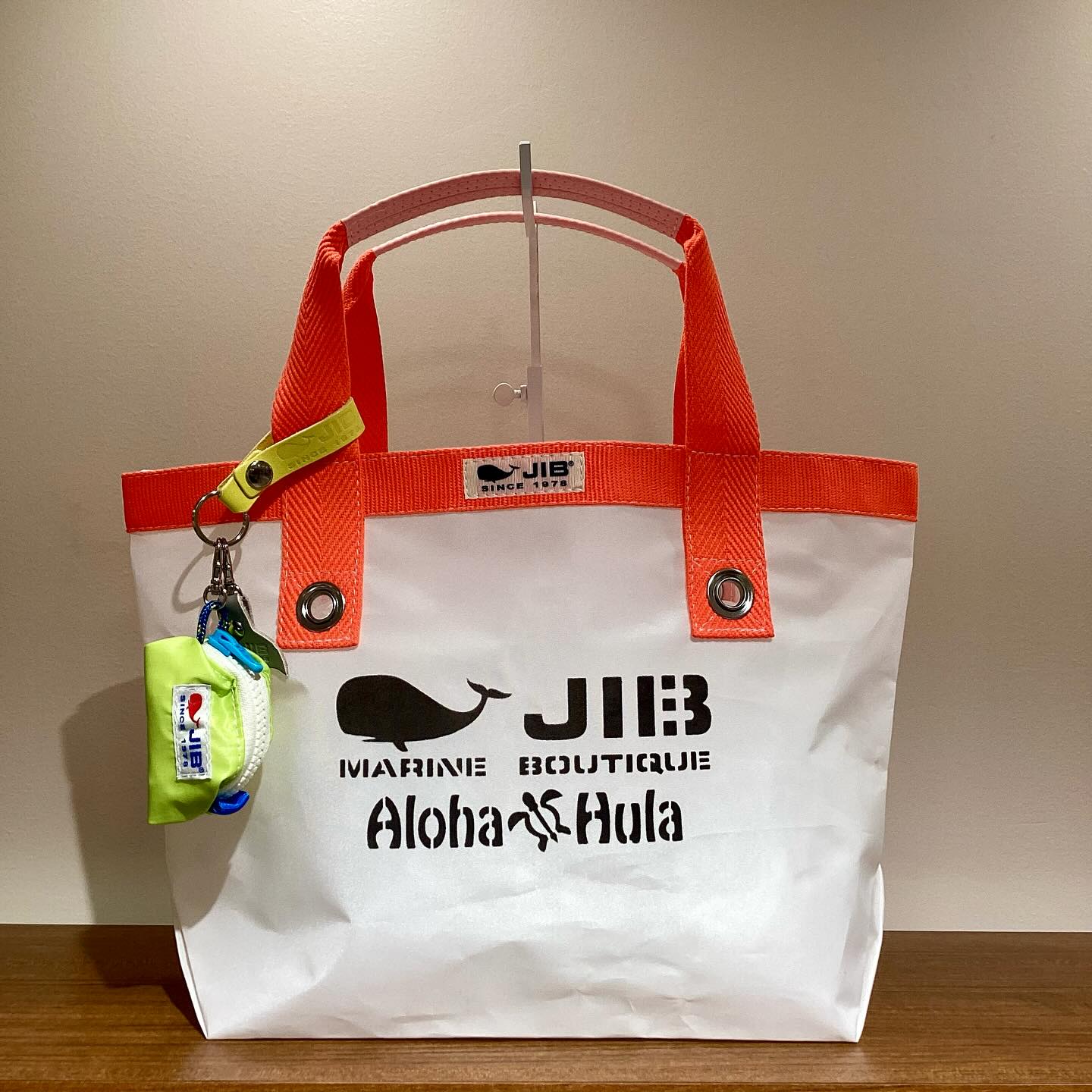 こんにちは。神戸阪急JIBです。 8/3発売したAloha Hula のオープン