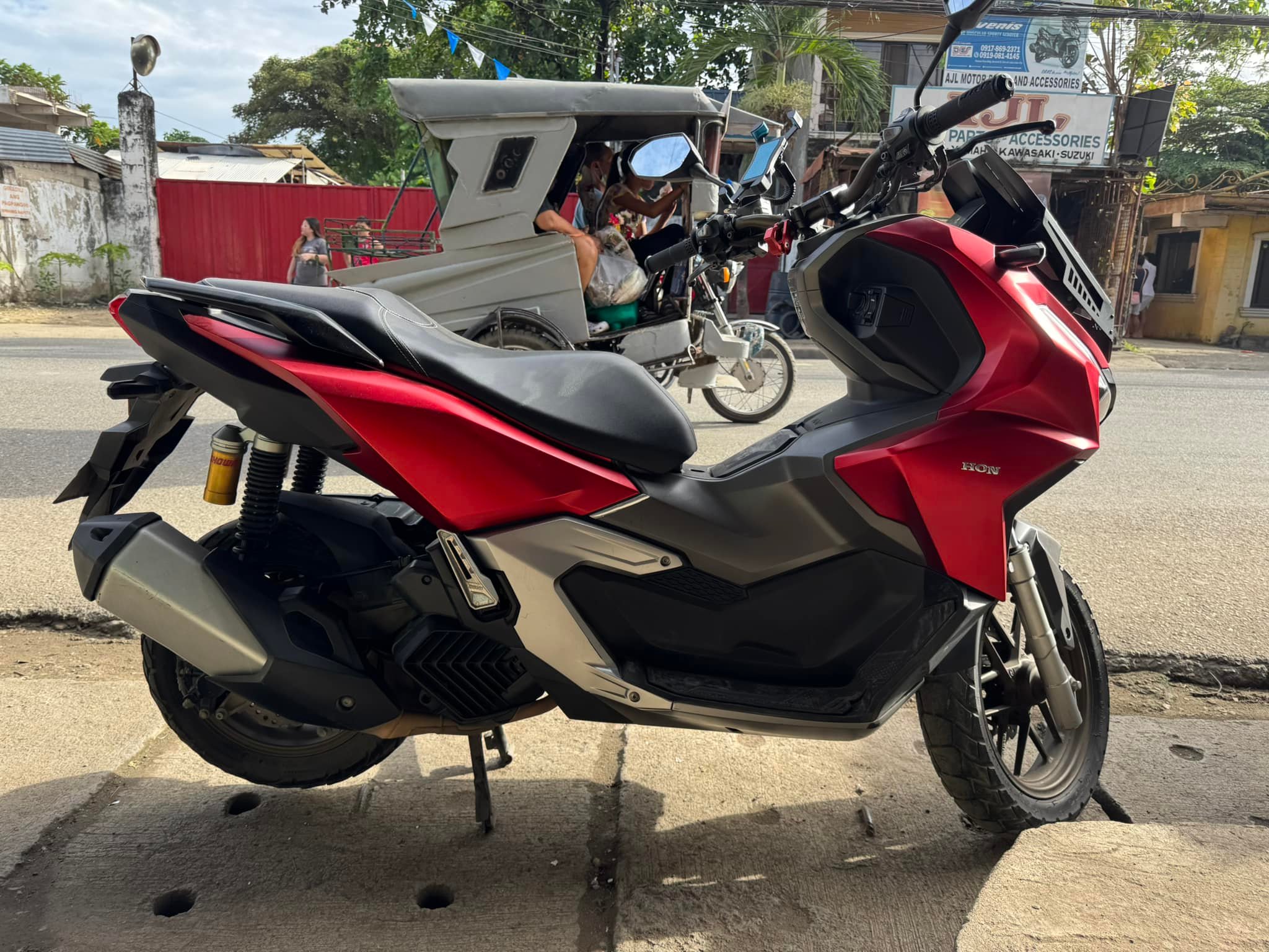 Big big promotion Many motorbiikes and scooters available for rent