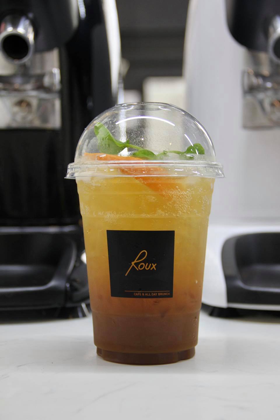 Roux cafe - Orange Sparkling Cold Brew กาแฟสกัดเย็น... | Facebook