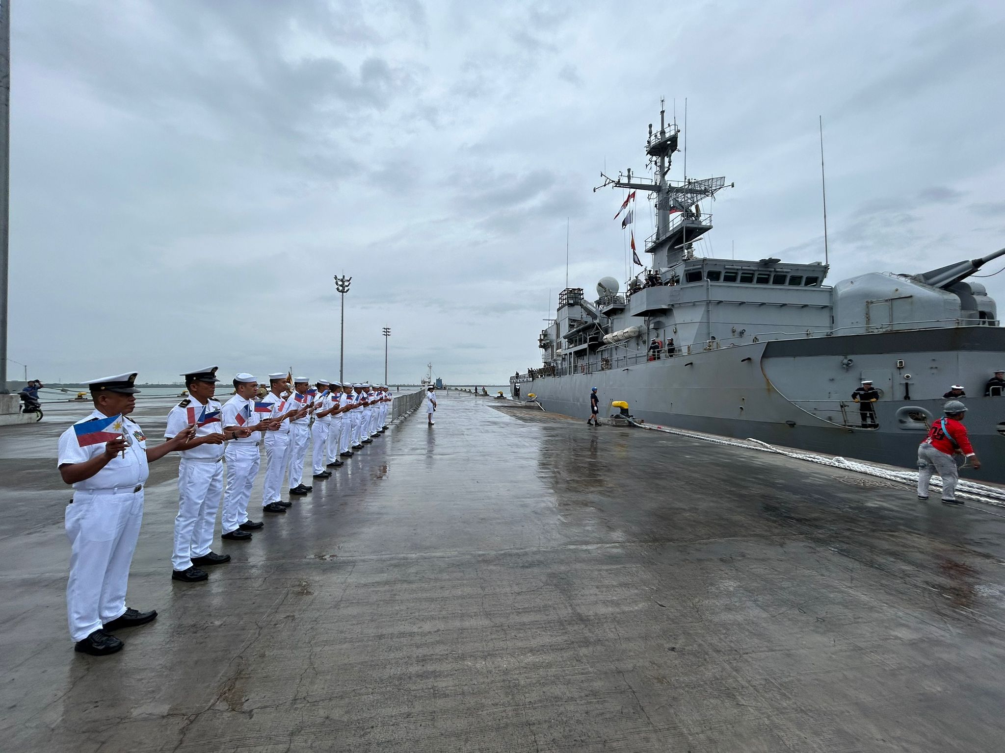 🇫🇷⚓️... - Embassy of France to the Philippines and Micronesia