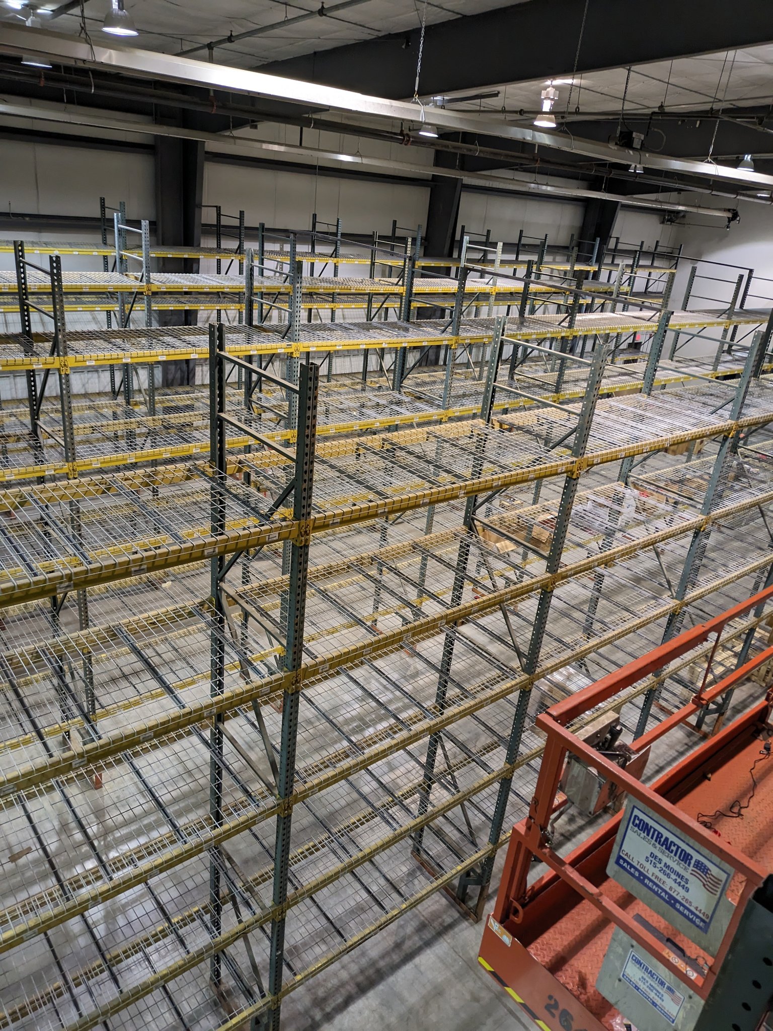 Steel King Teardrop Pallet Racking - Large Inventory (Old Casey’s ...