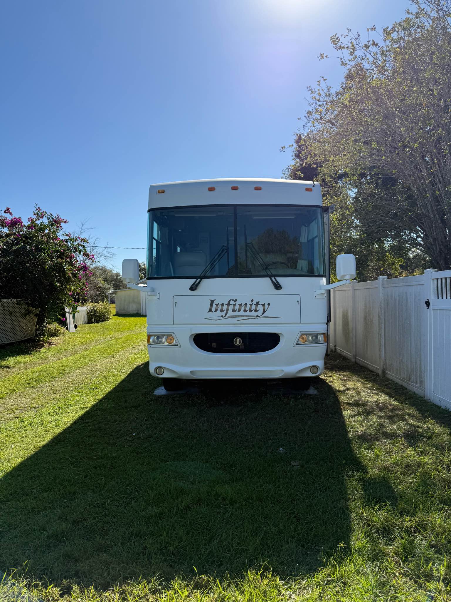 2001 Thor Motor Coach four winds infinity