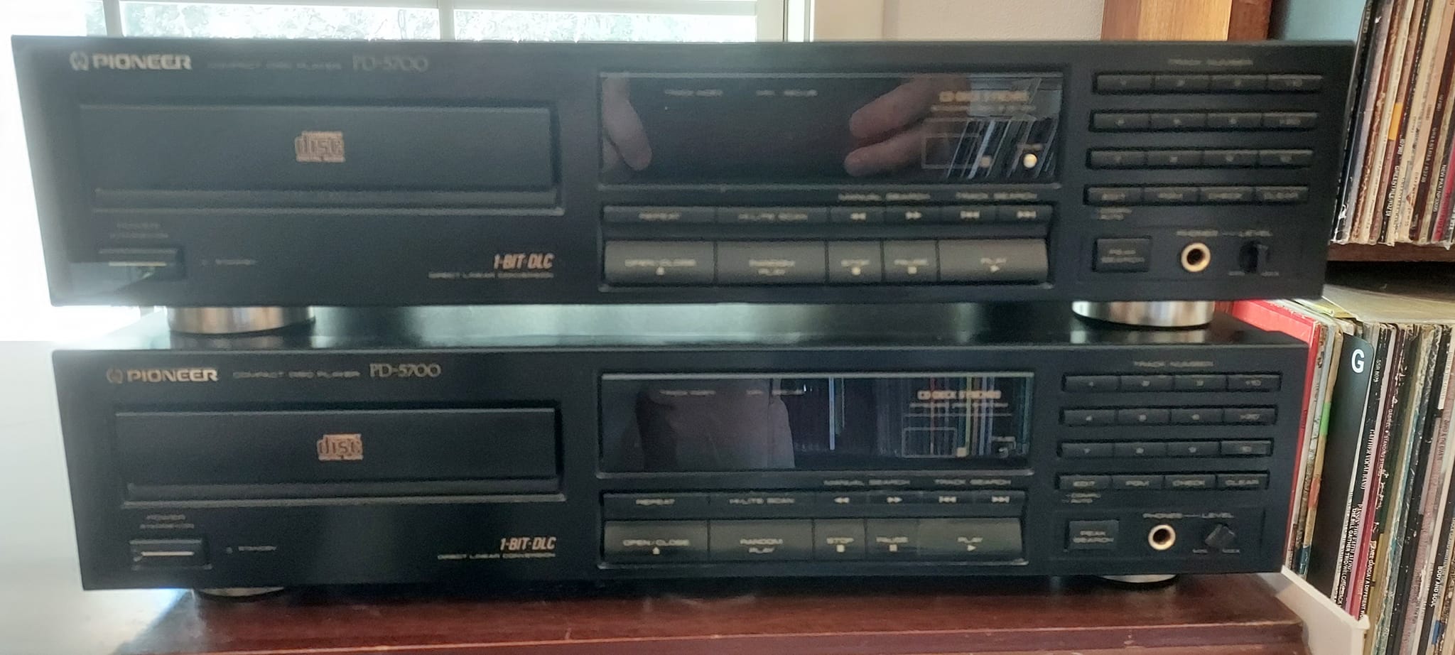 Studer D730 Mk2, D731 and D732 broadcasting CD players