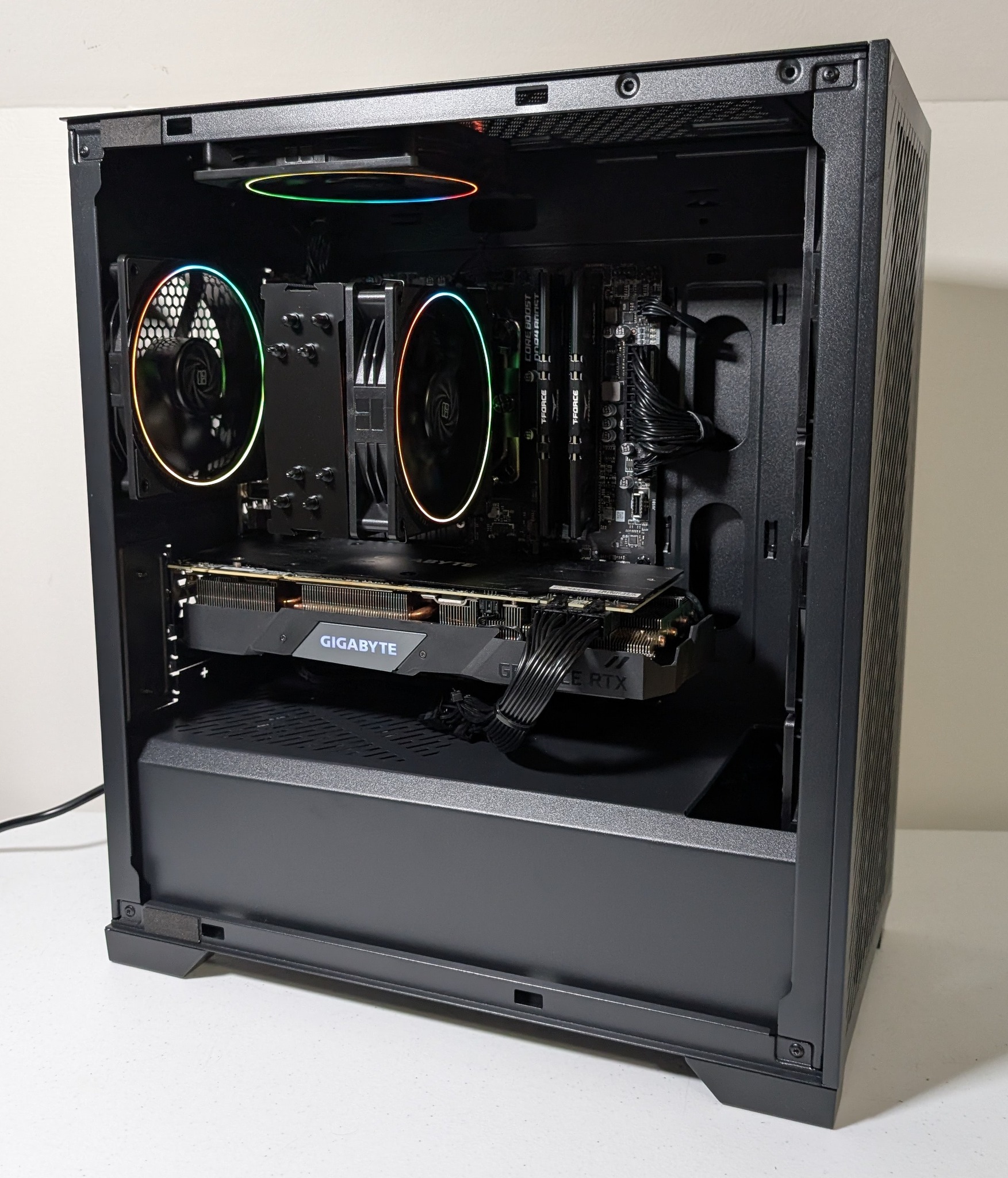 SOLD! Ryzen 5 5600T | Nvidia RTX 2080 Ti 11 GB RGB Gaming PC Price 