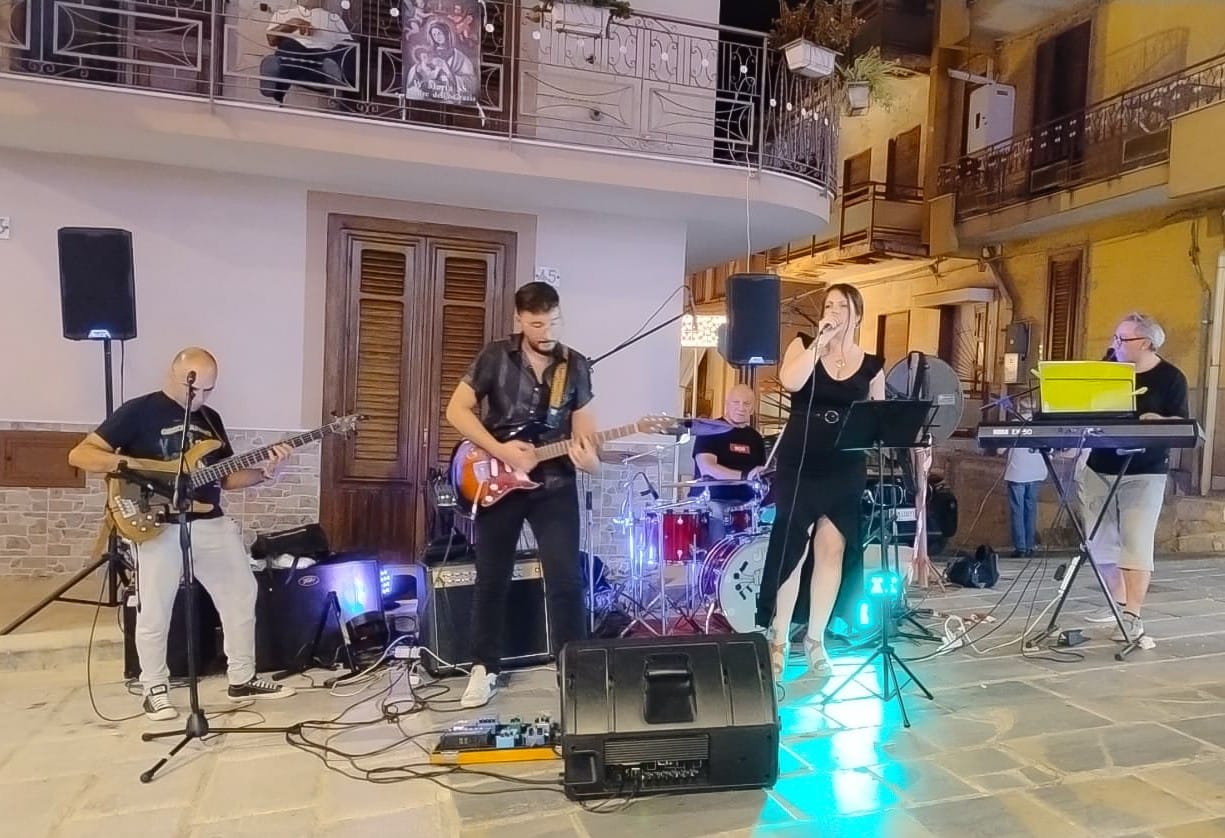 Five Black Notes band