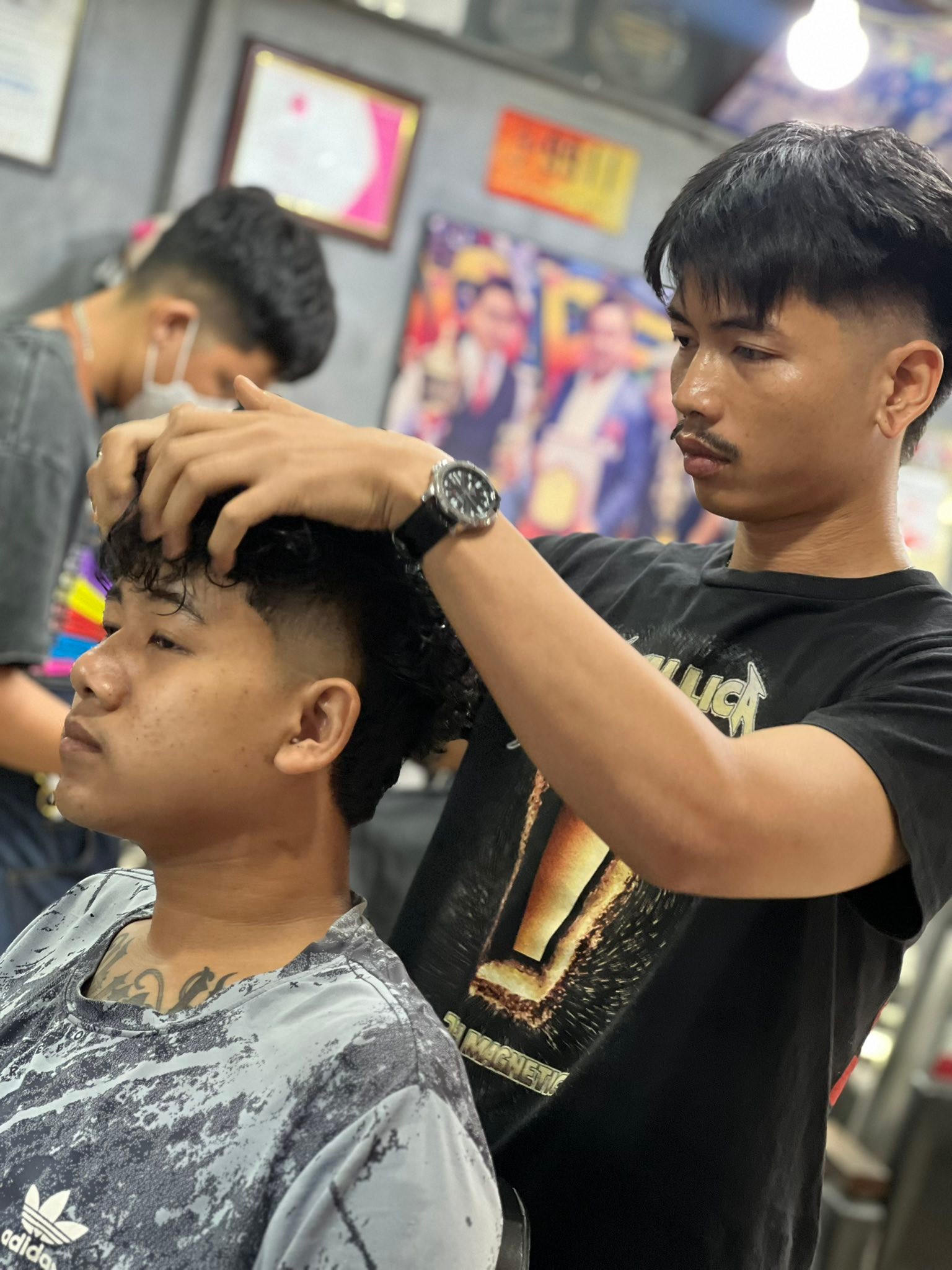 Hair Modify Studio สอนตัดผมชาย | Bangkok